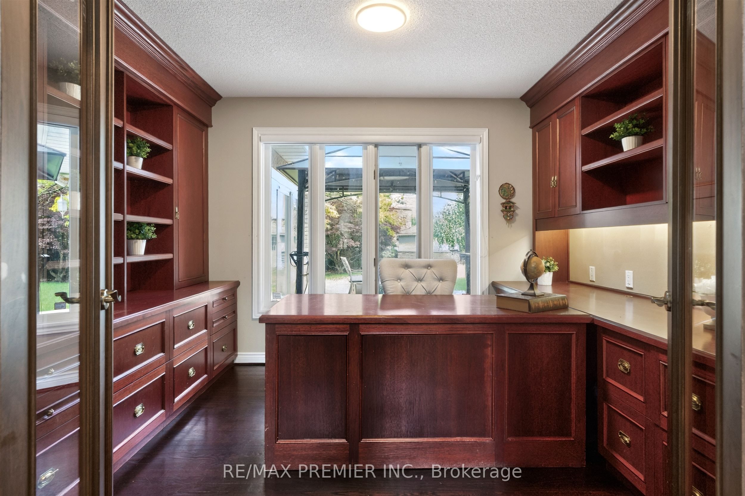 298 Castlehill Road Property Photo 15