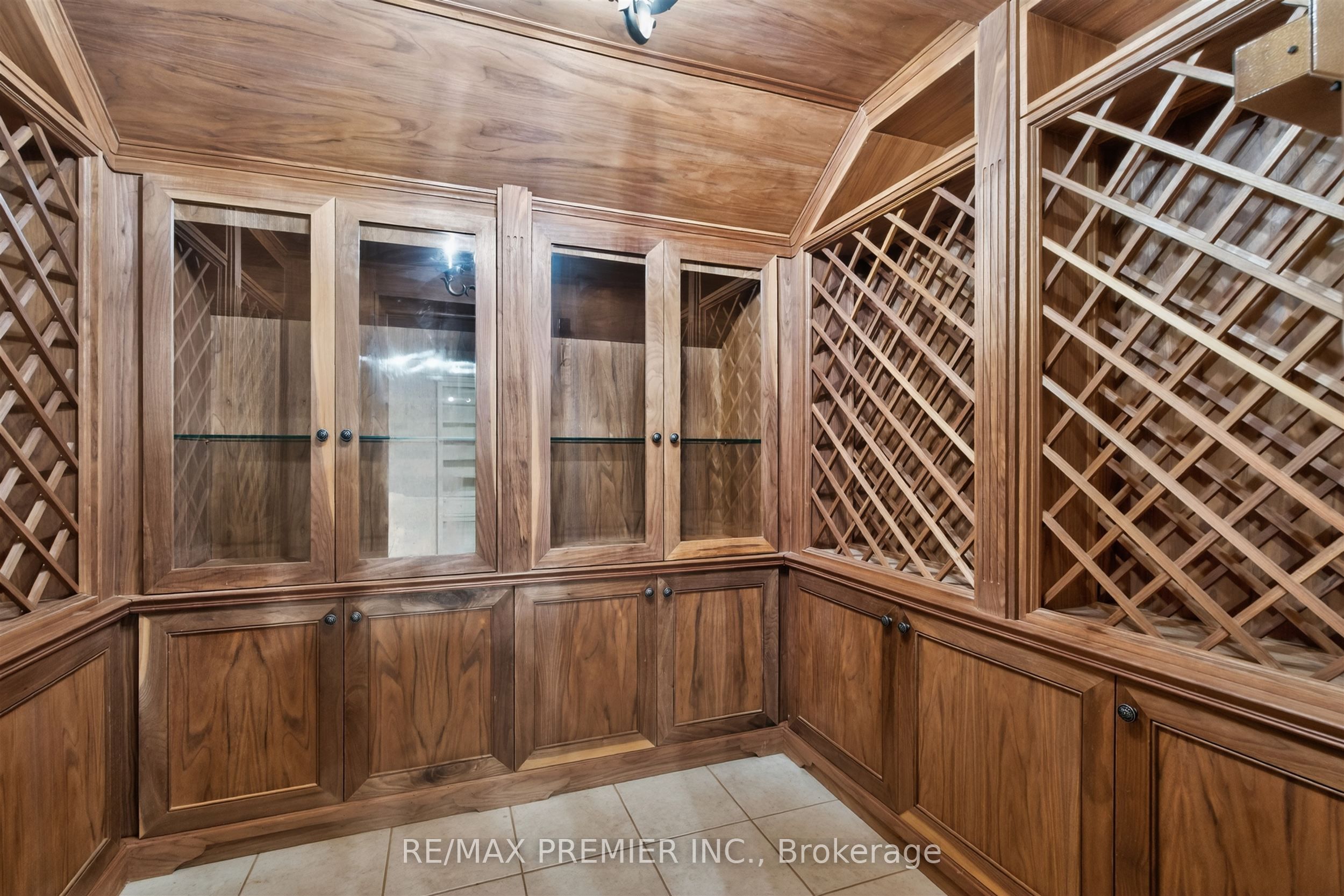 298 Castlehill Road Property Photo 34