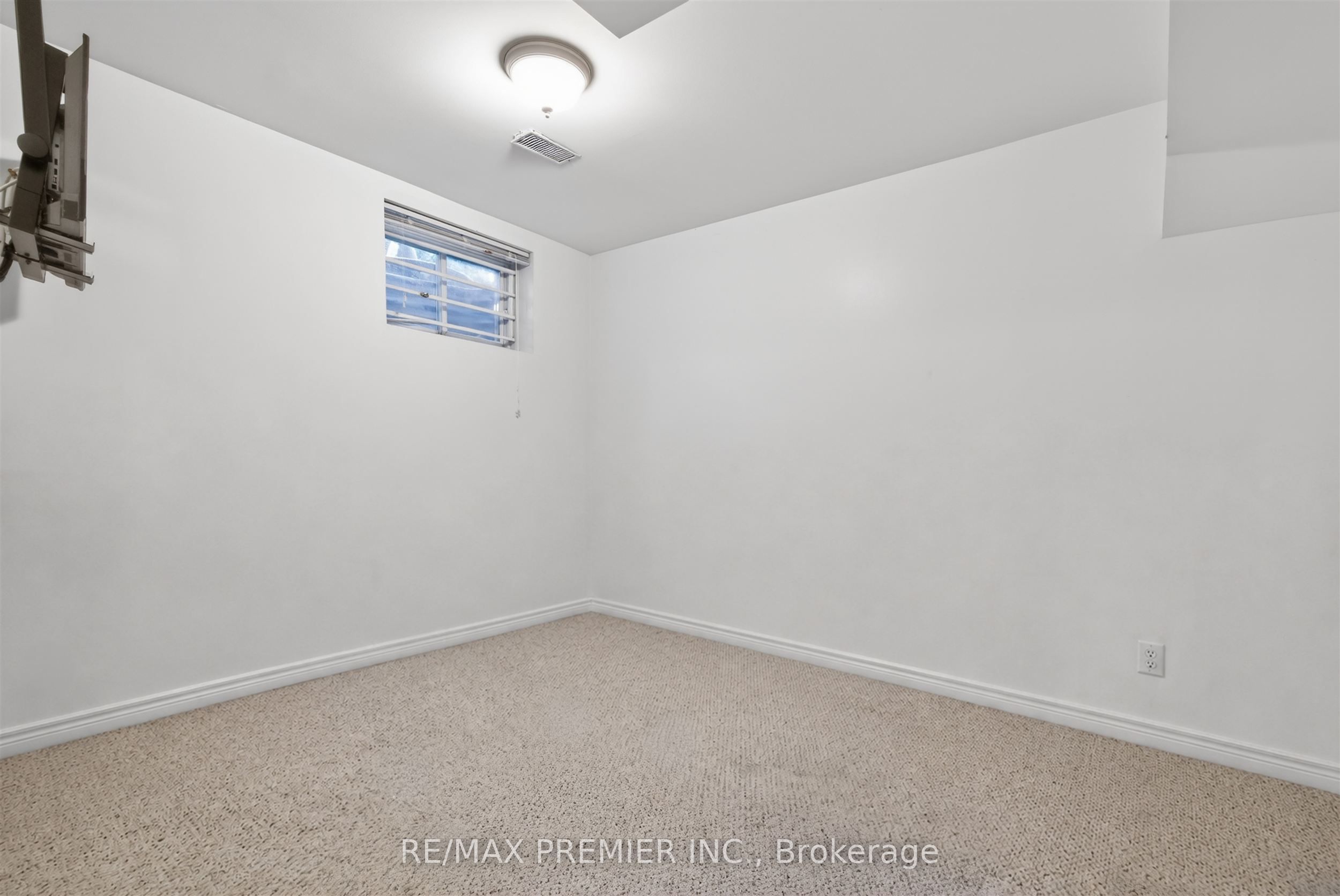 298 Castlehill Road Property Photo 35