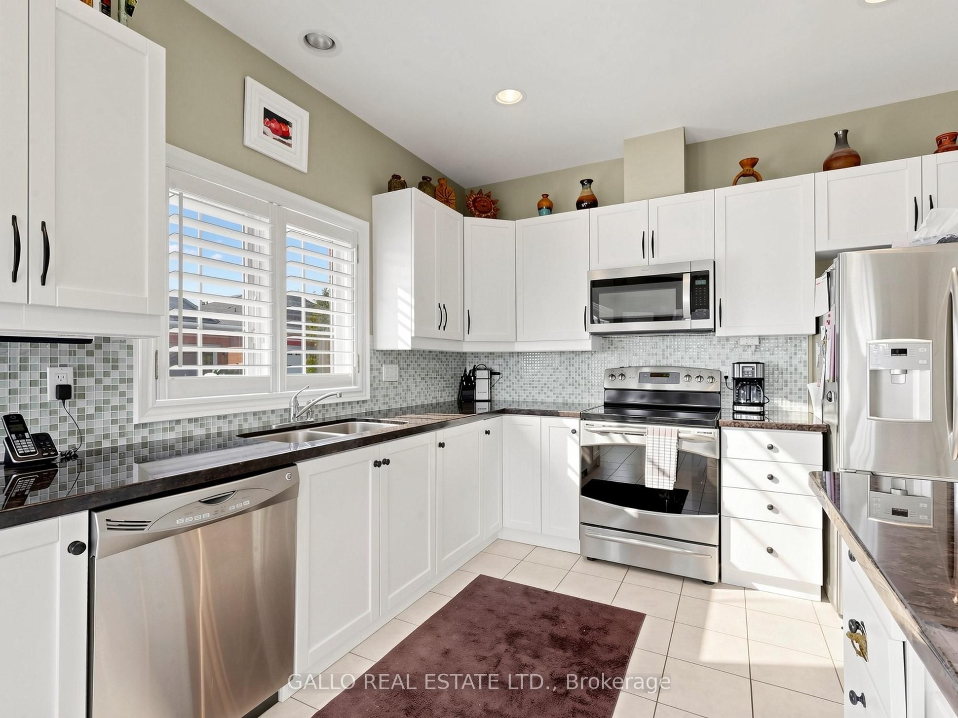 3 Ben's Reign 213 Property Photo 21