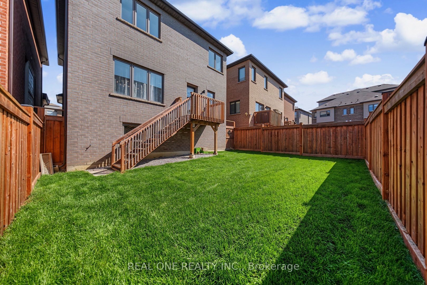 67 Tango Crescent Property Photo 4