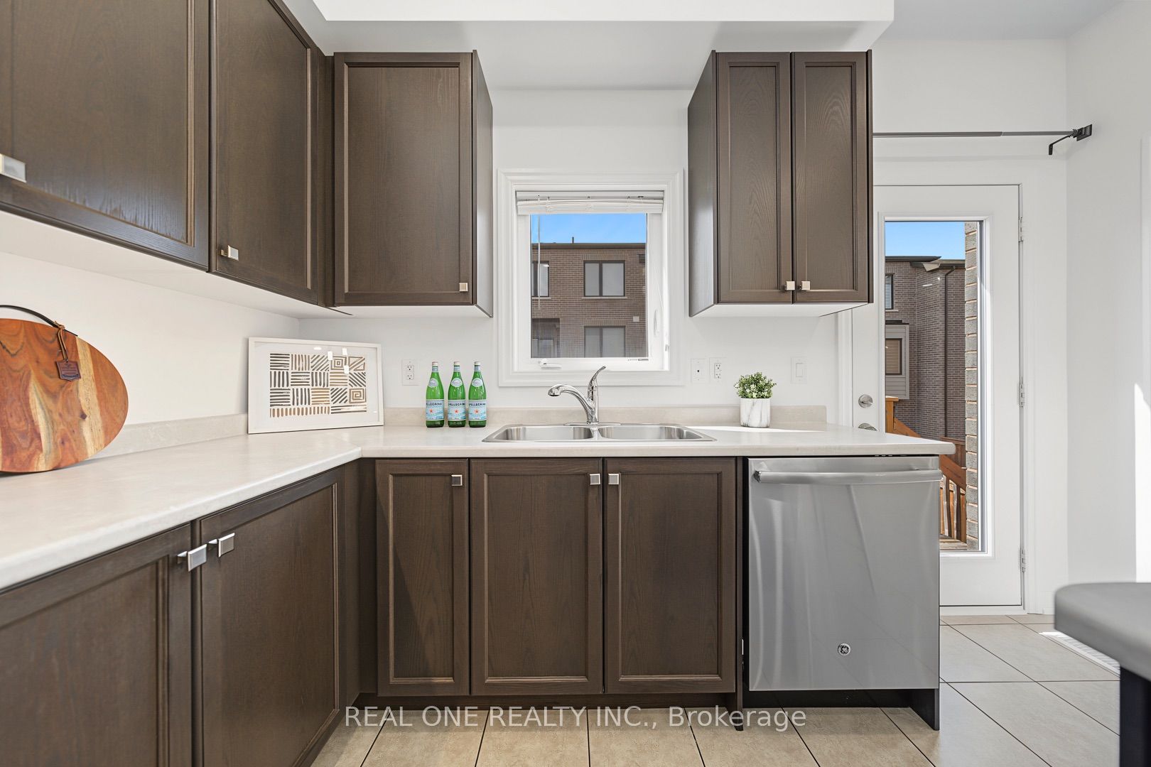 67 Tango Crescent Property Photo 16