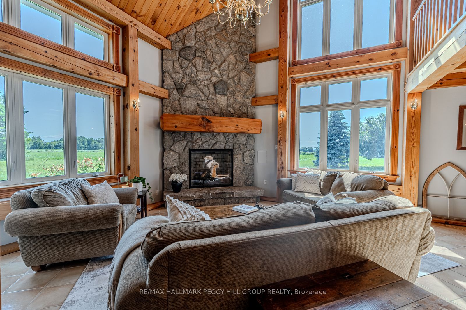 8464 6th Line Property Photo 5