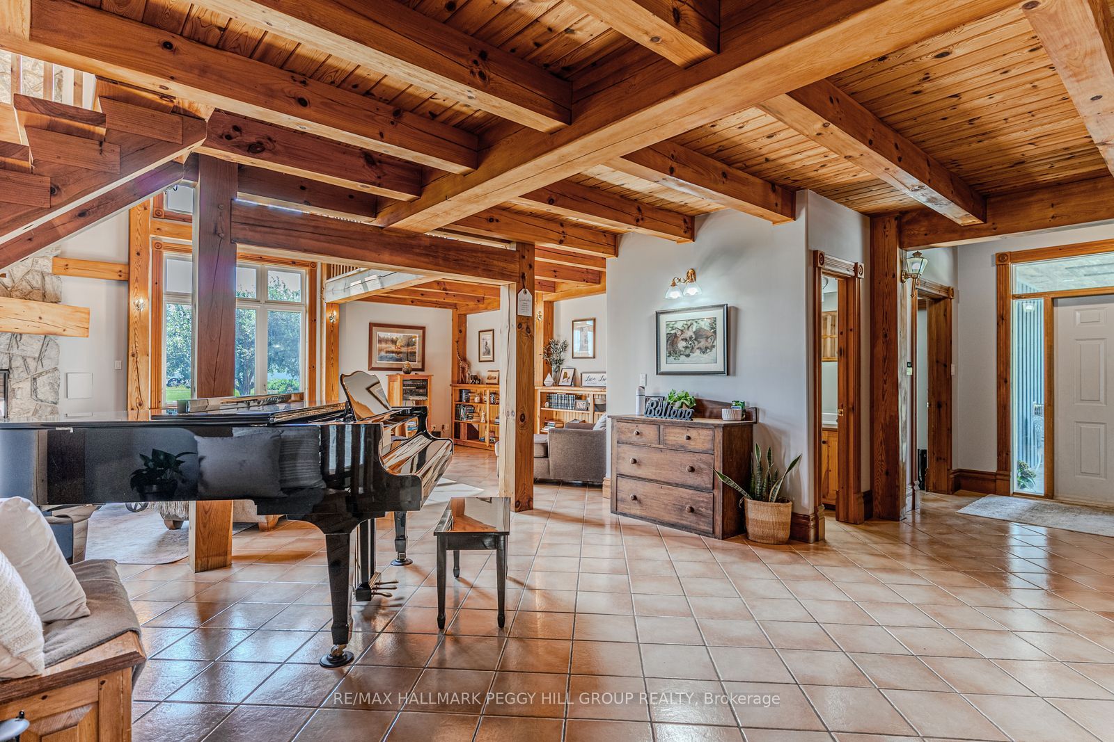 8464 6th Line Property Photo 9