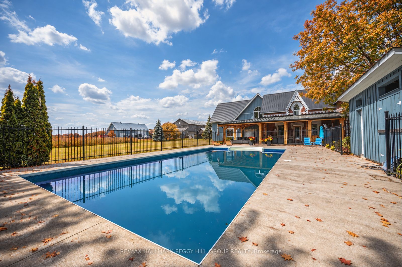 8464 6th Line Property Photo 16