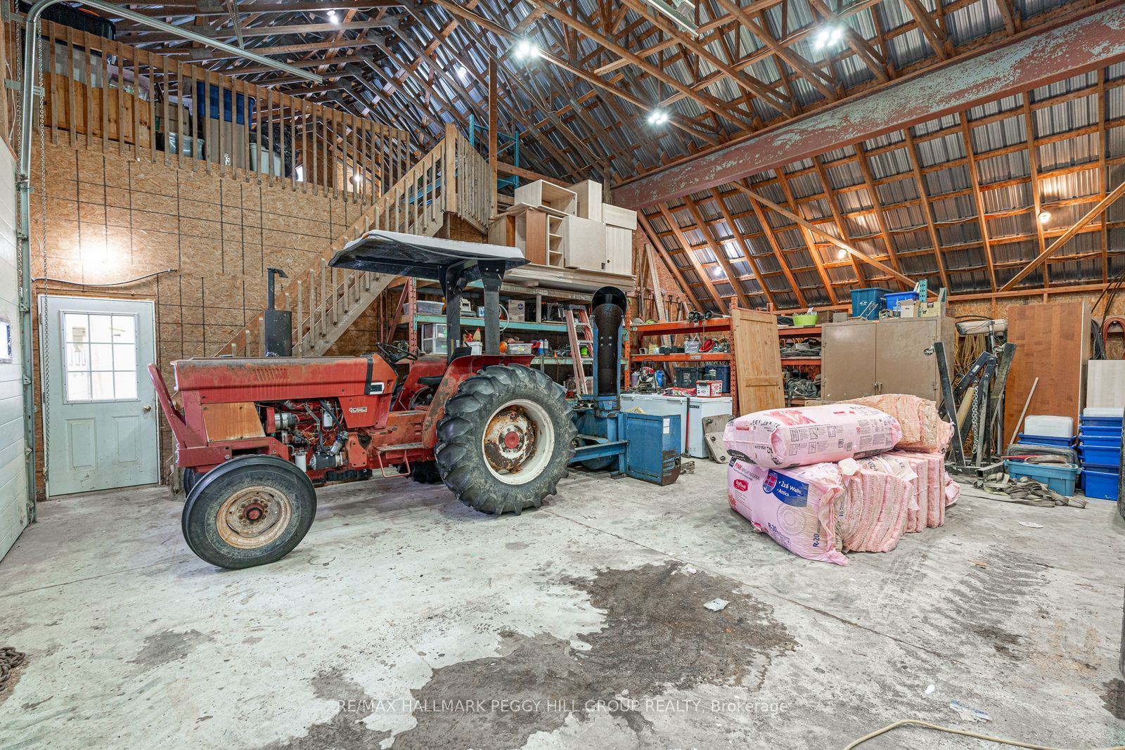 8464 6th Line Property Photo 24