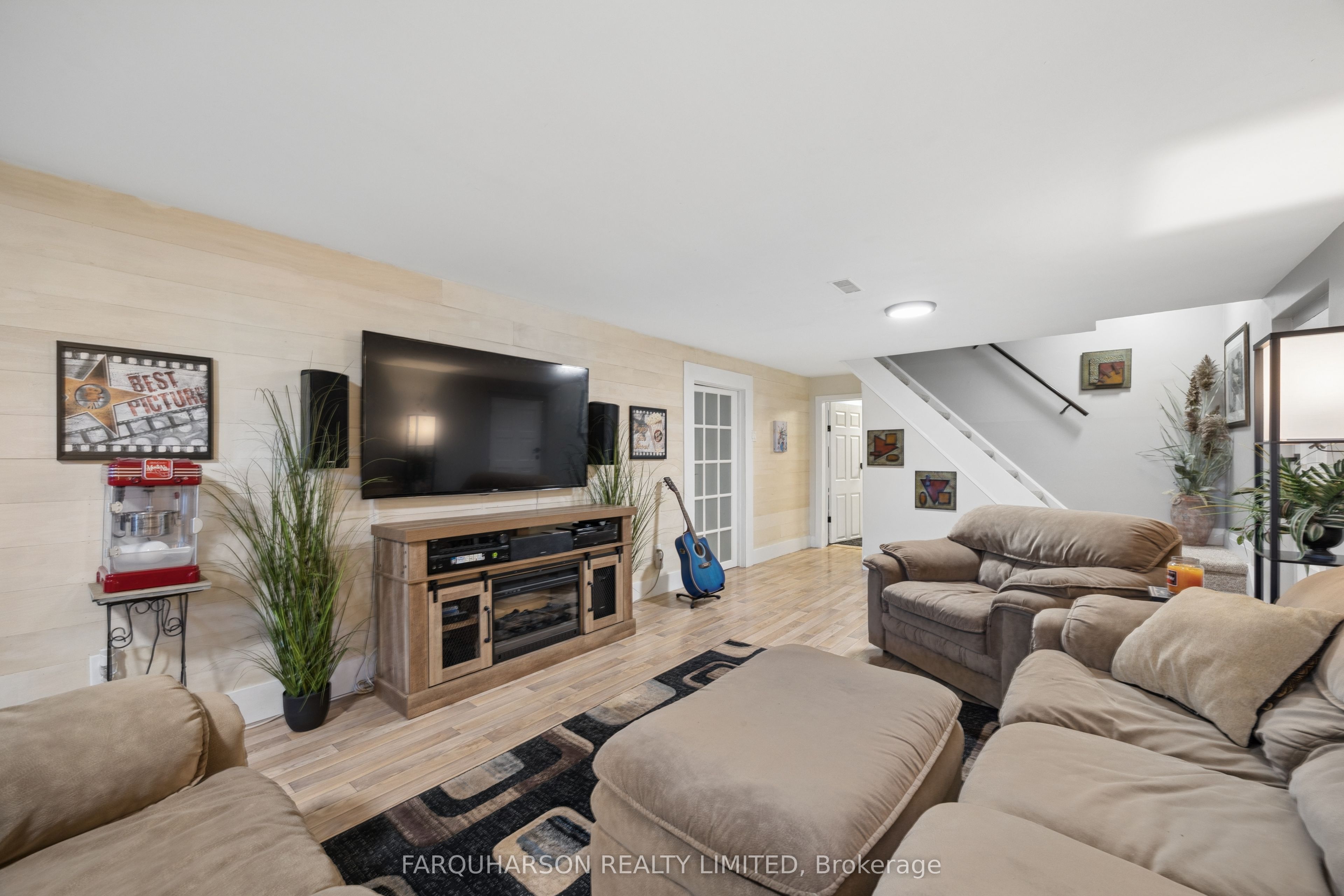 384 Feasby Road Property Photo 30