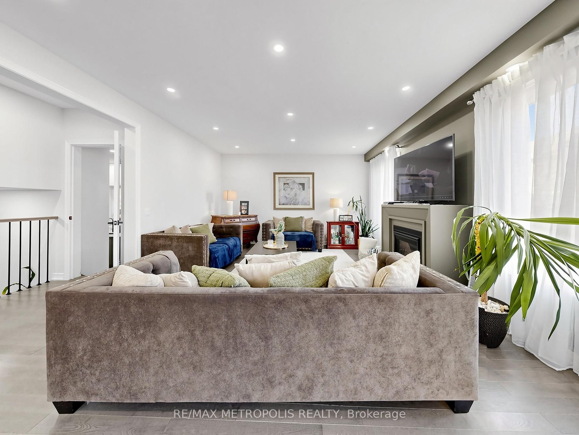 17 Neilly Terrace N Property Photo 8