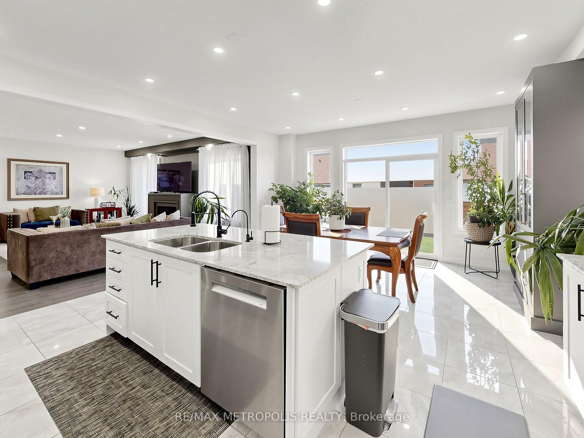 17 Neilly Terrace N Property Photo 18