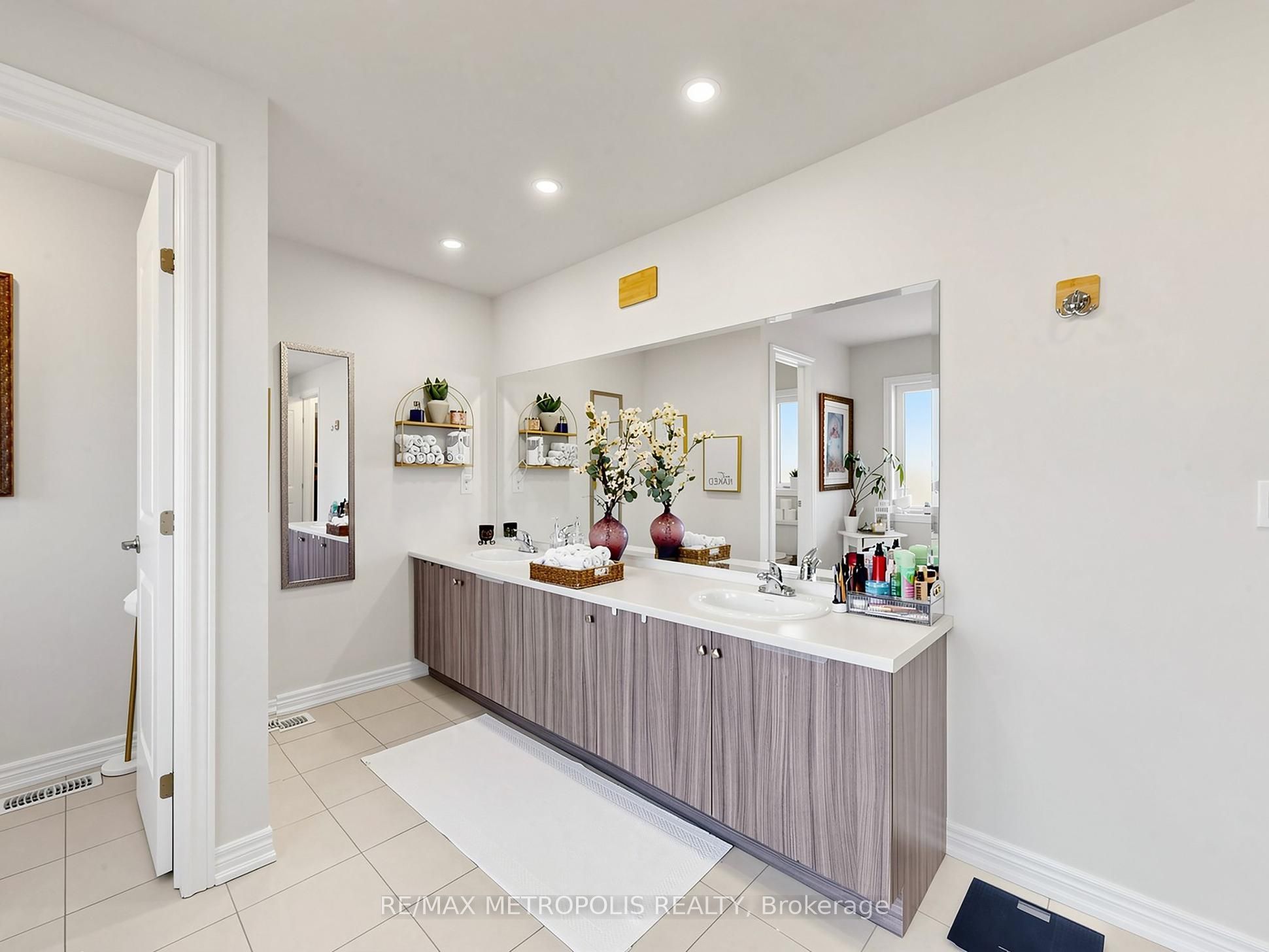 17 Neilly Terrace N Property Photo 32