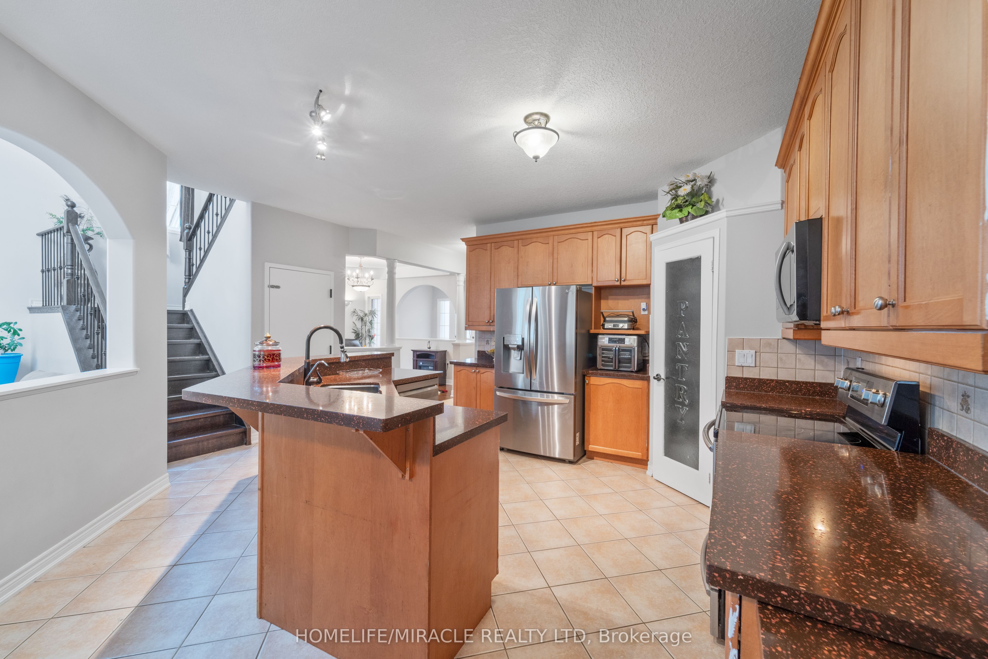 1115 Muriel Street Property Photo 10