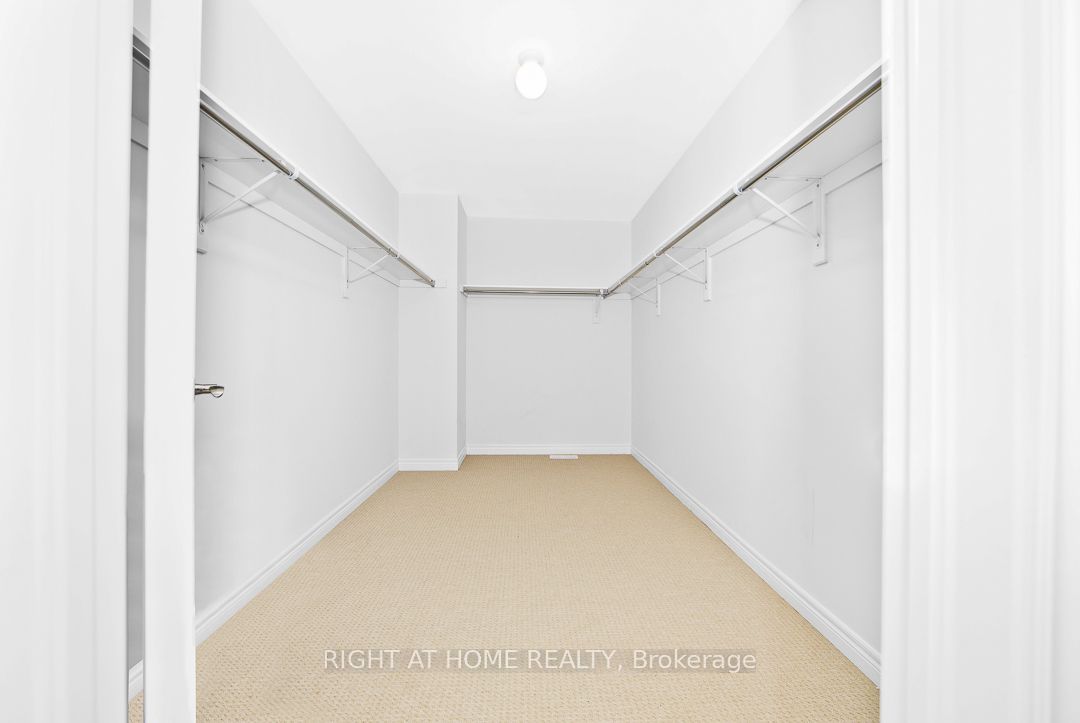 46 Frederick Taylor Way Property Photo 17