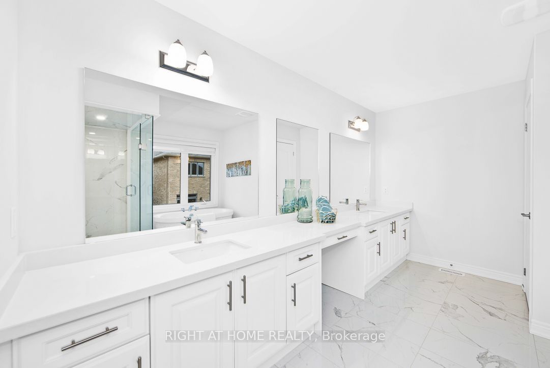46 Frederick Taylor Way Property Photo 18