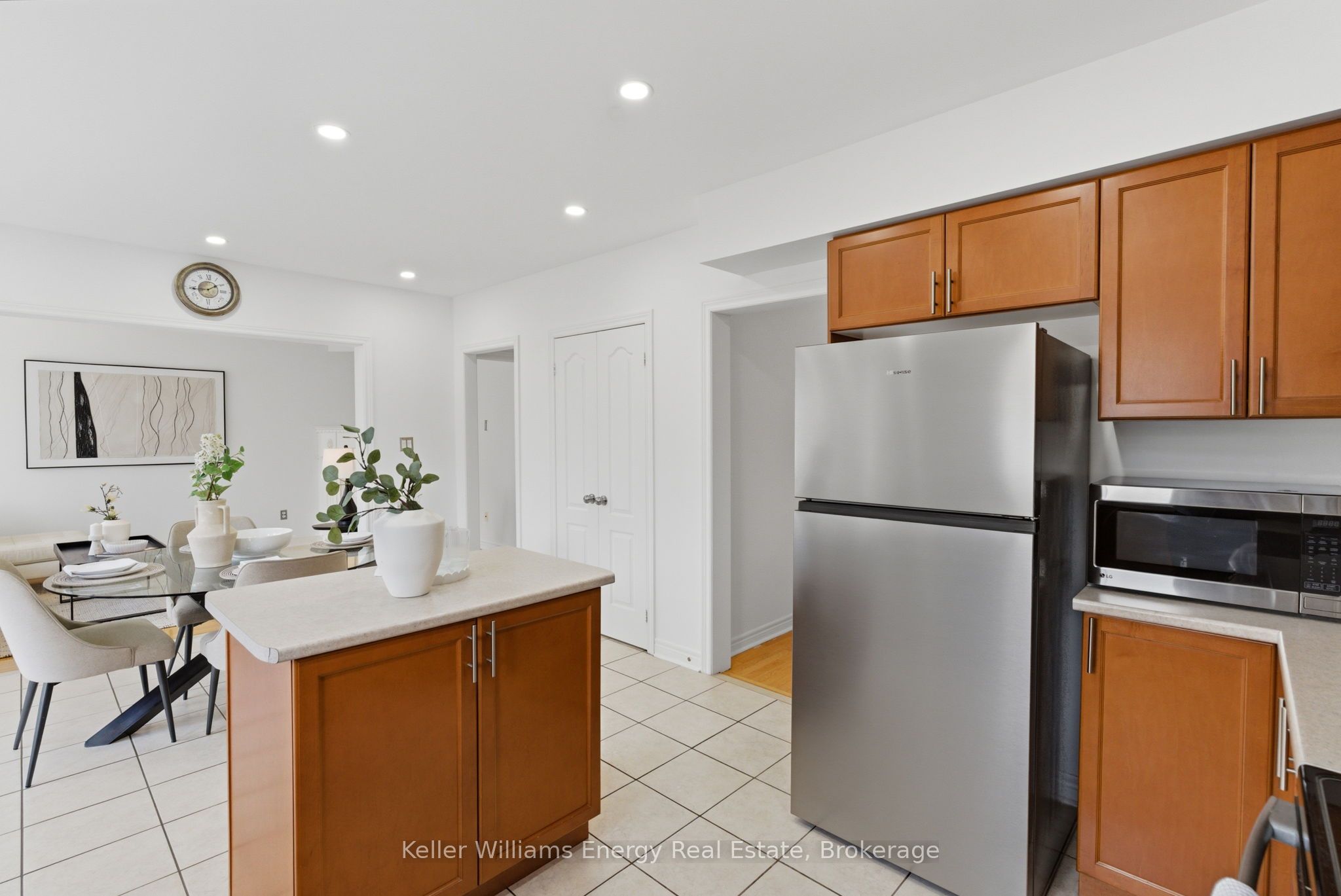 338 Dowson Loop Property Photo 13