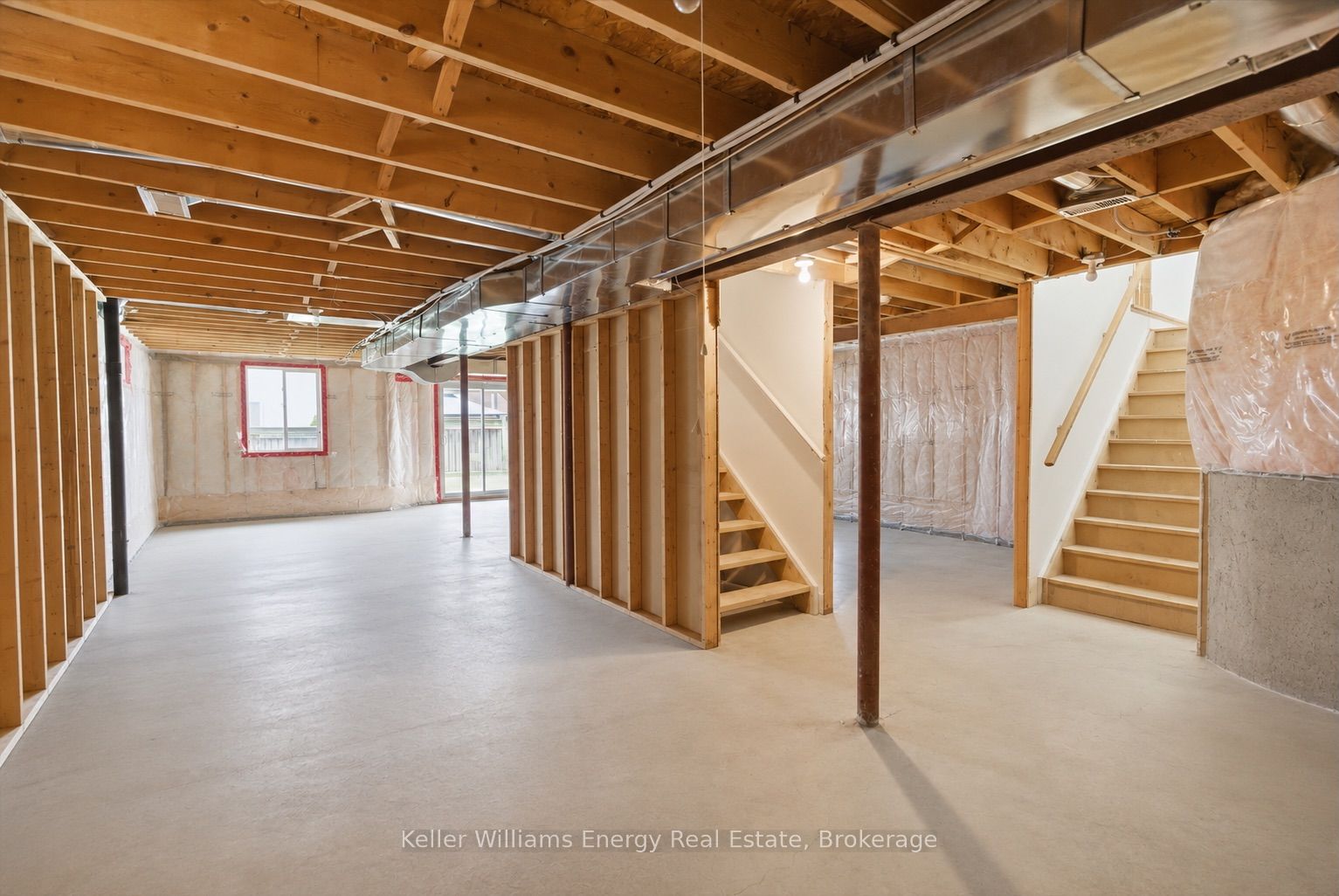 338 Dowson Loop Property Photo 41