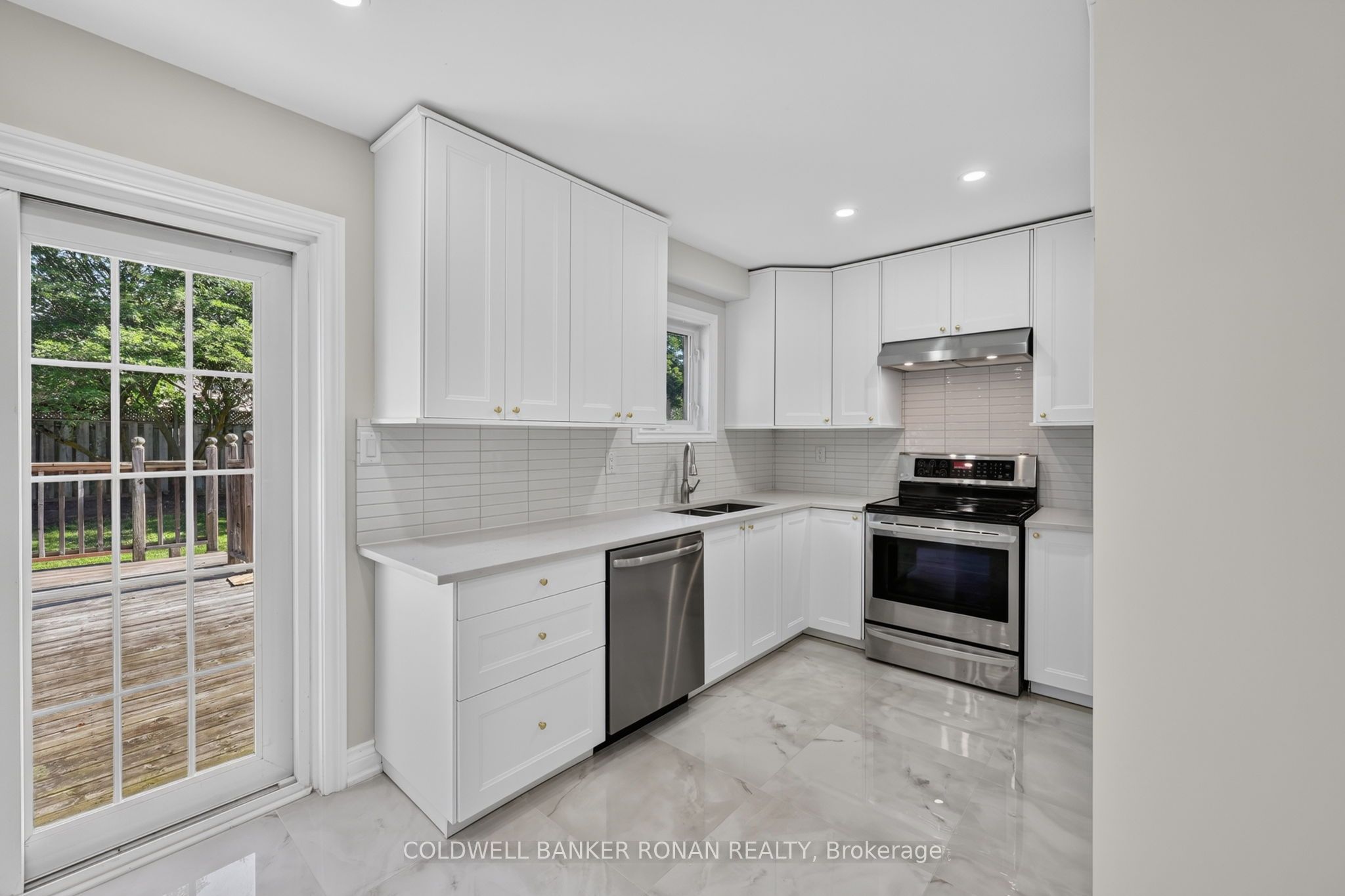 8 Mccullough Avenue Property Photo 6