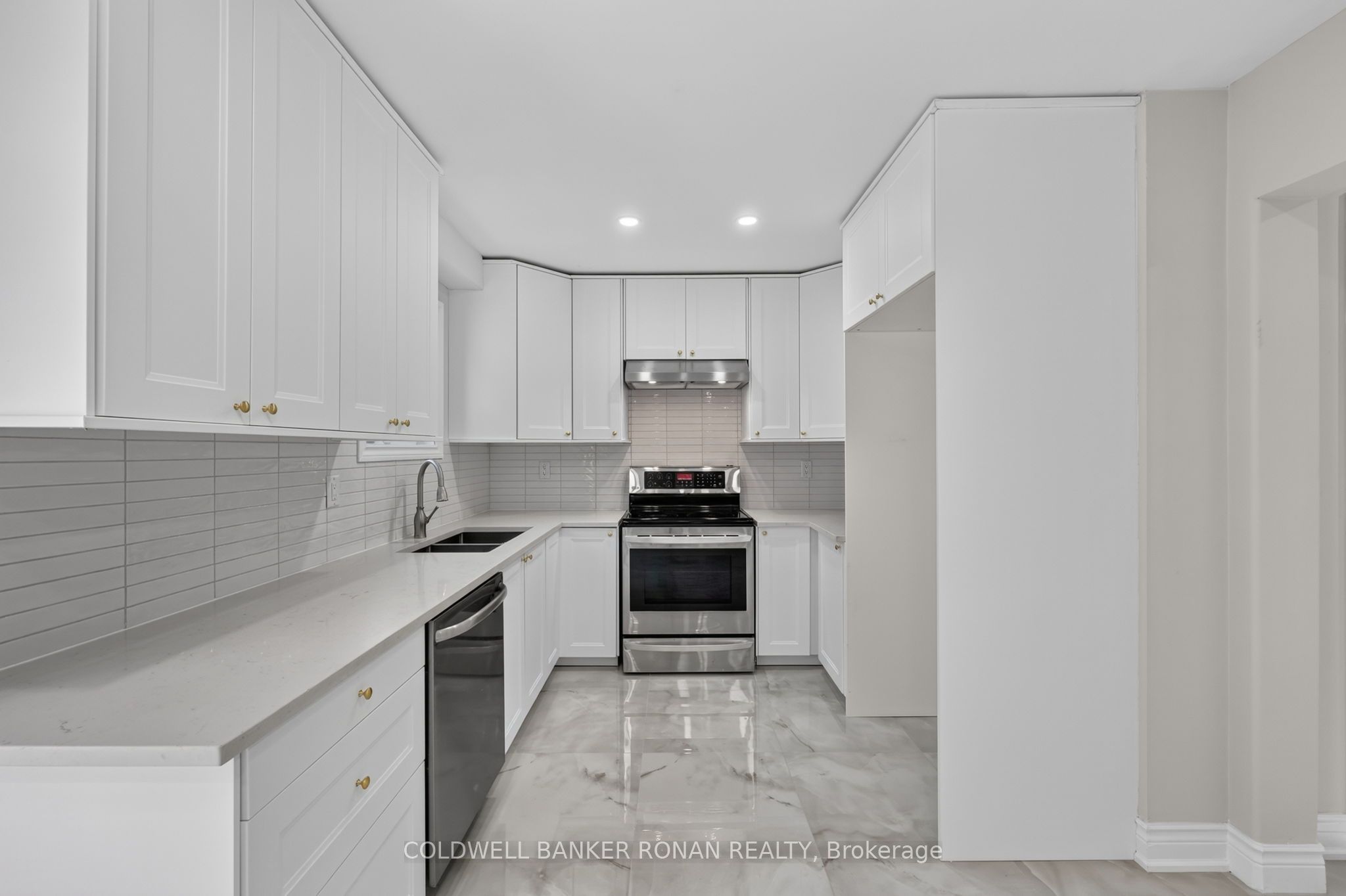 8 Mccullough Avenue Property Photo 7