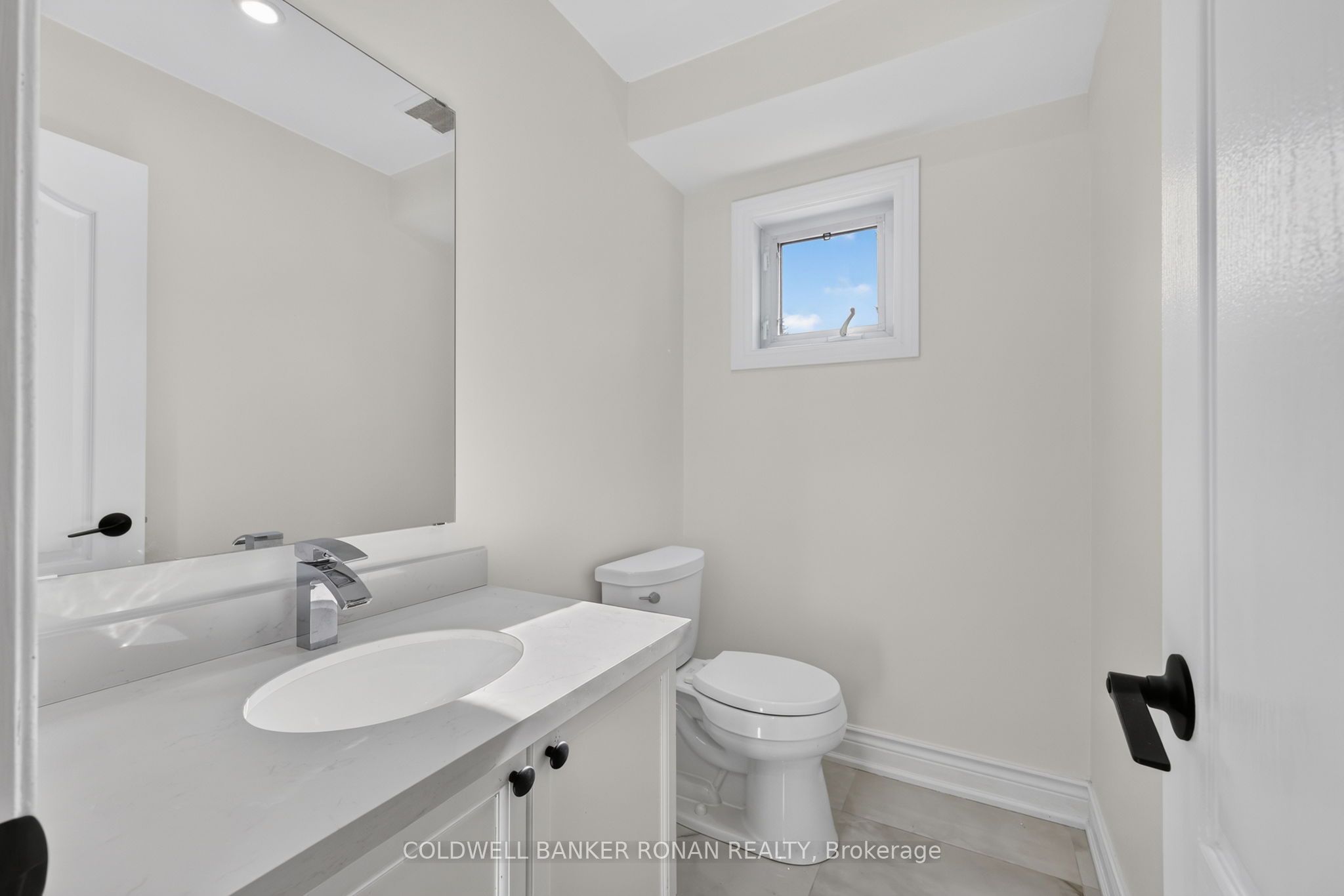 8 Mccullough Avenue Property Photo 16