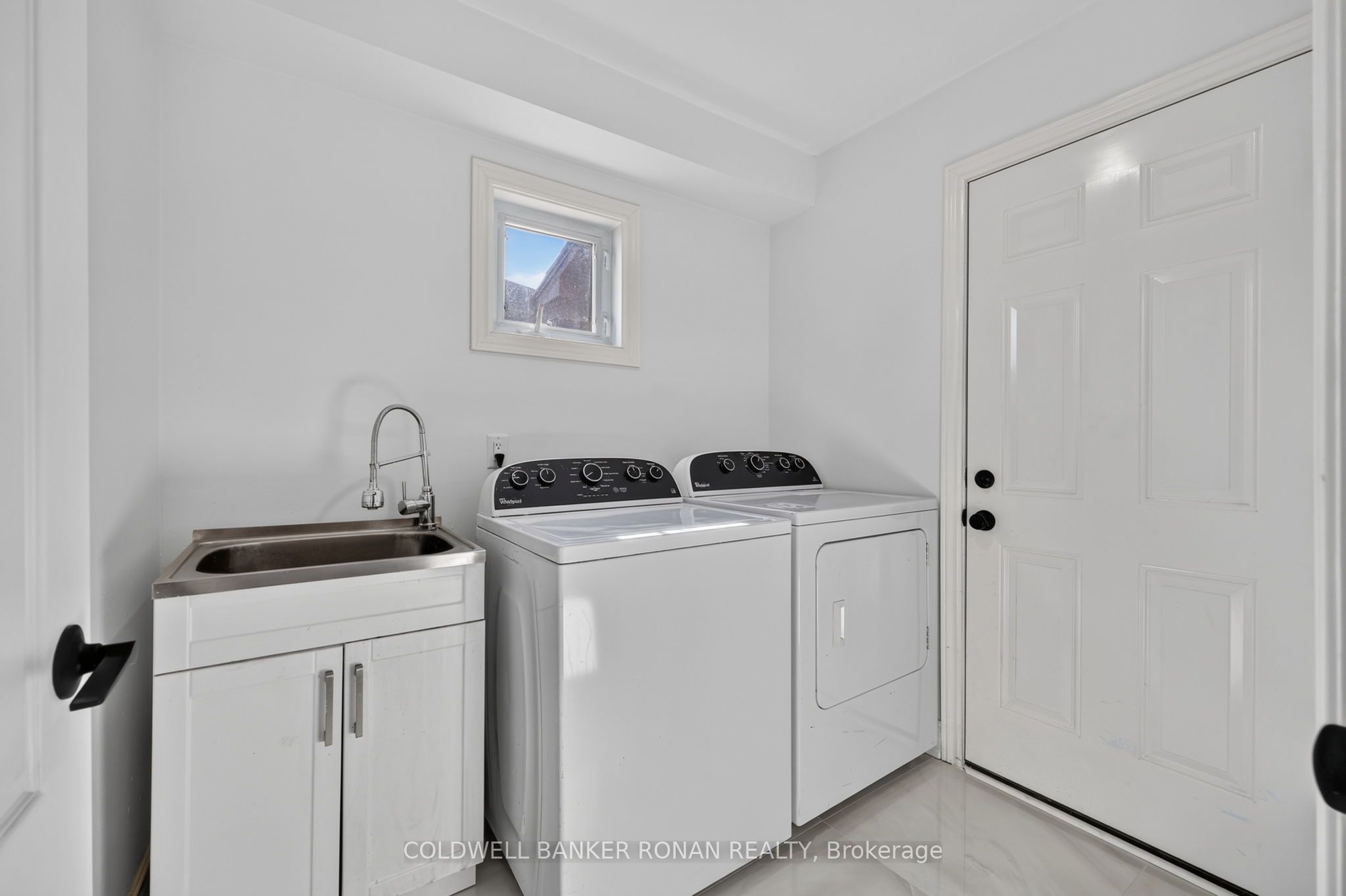 8 Mccullough Avenue Property Photo 17