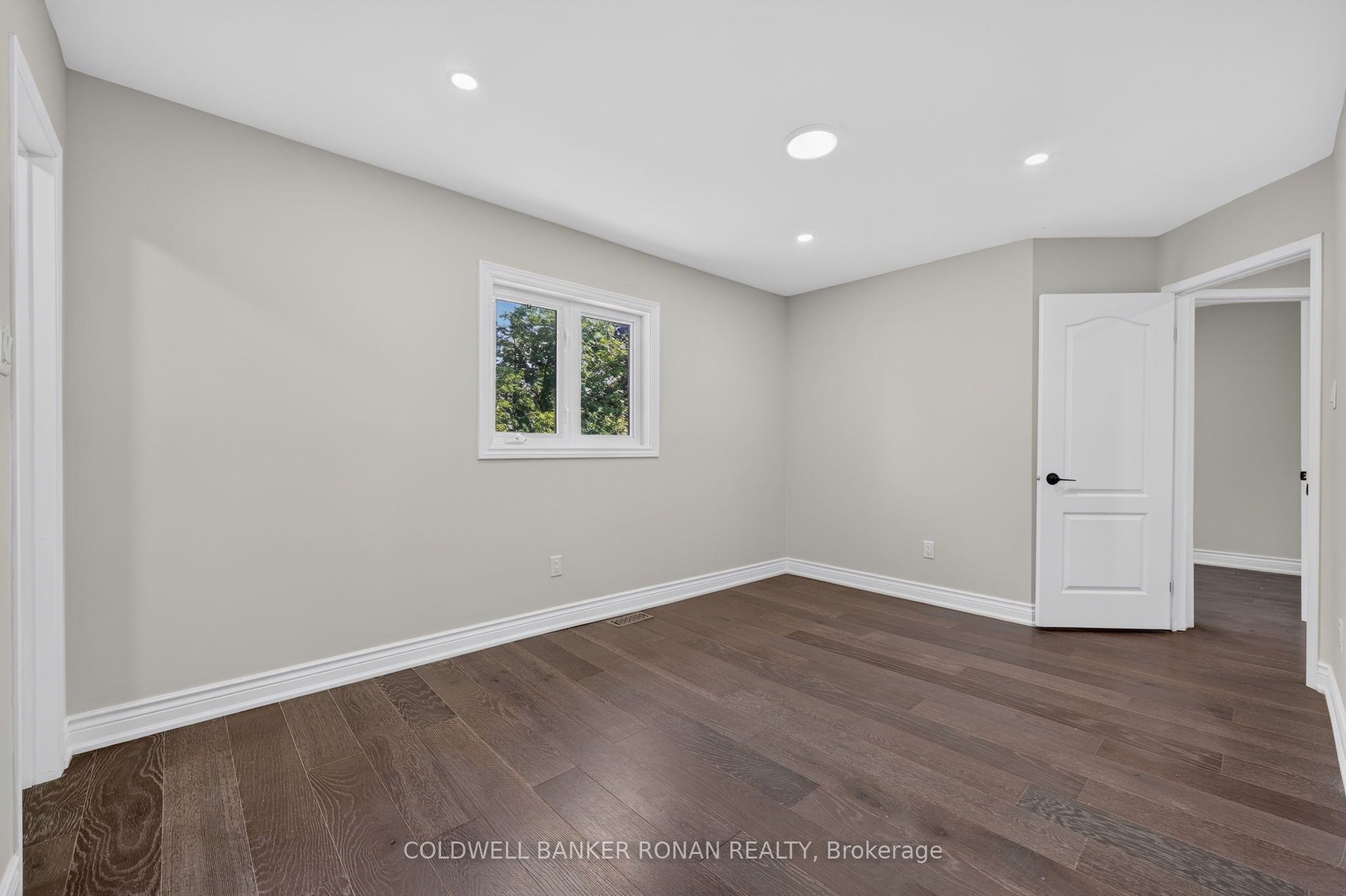 8 Mccullough Avenue Property Photo 20