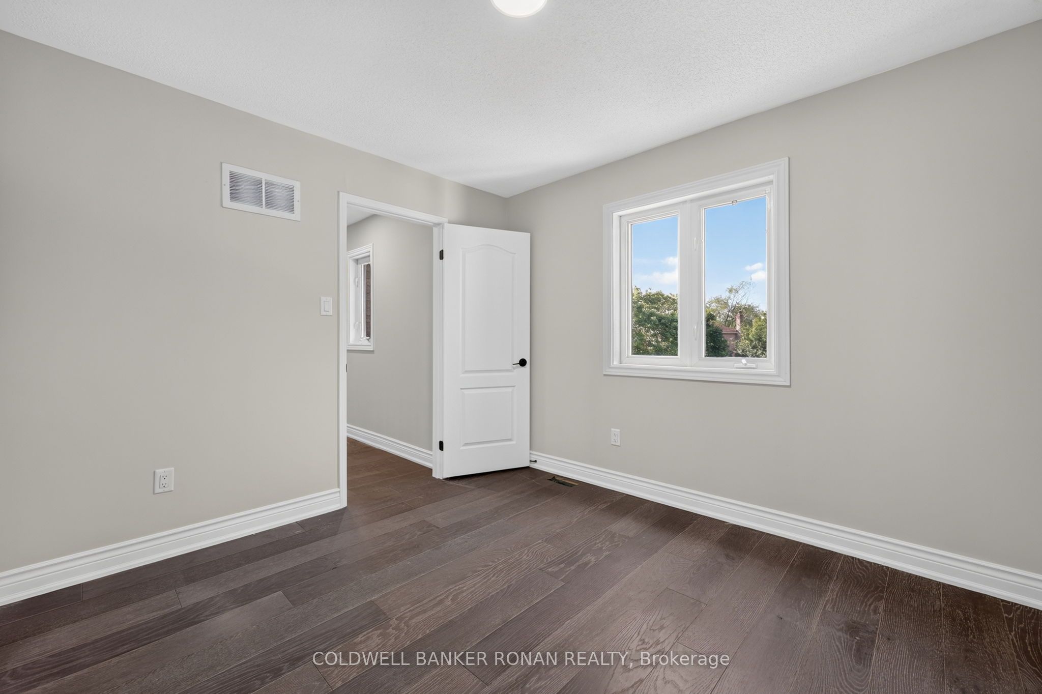 8 Mccullough Avenue Property Photo 26