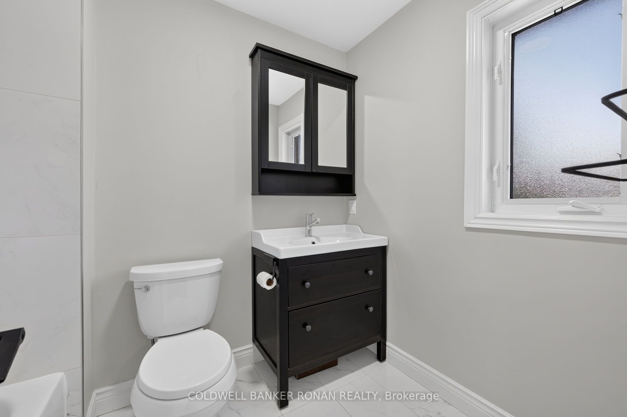 8 Mccullough Avenue Property Photo 27