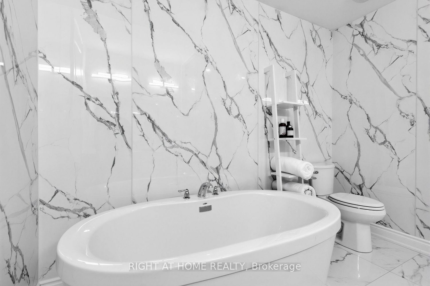 12 Hearthwood Gate Property Photo 22