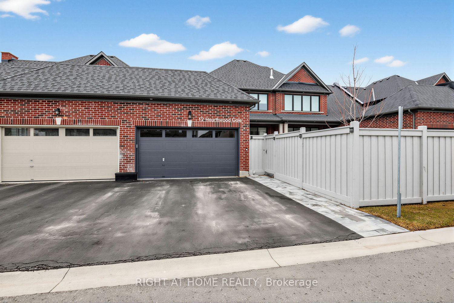 12 Hearthwood Gate Property Photo 29