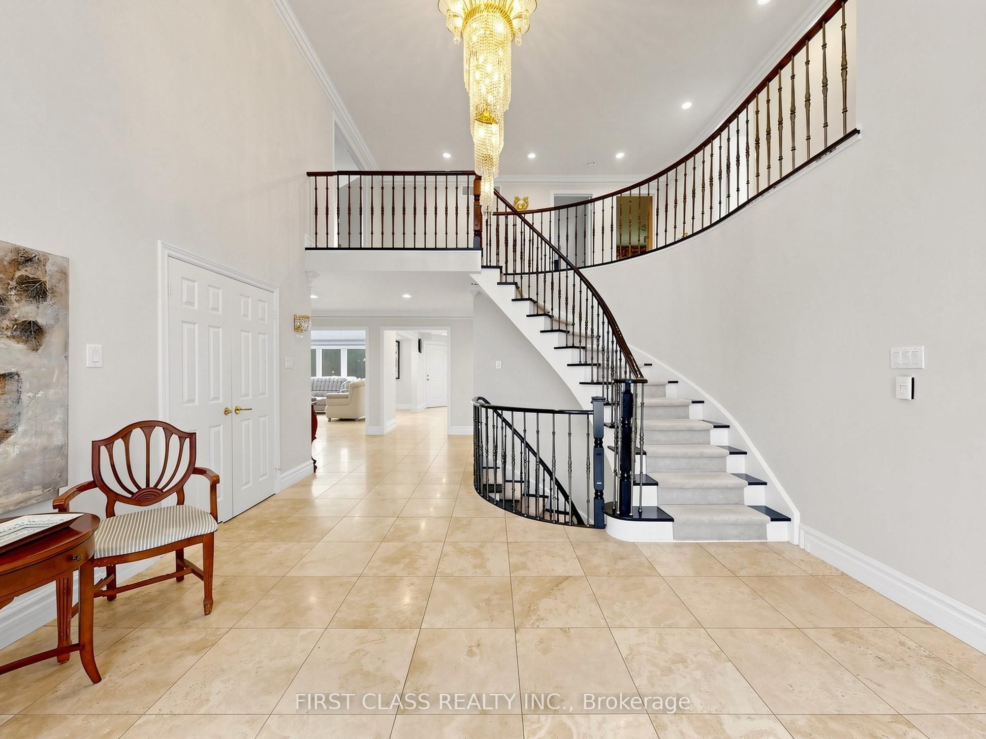 9 Westpoint Court Property Photo 2