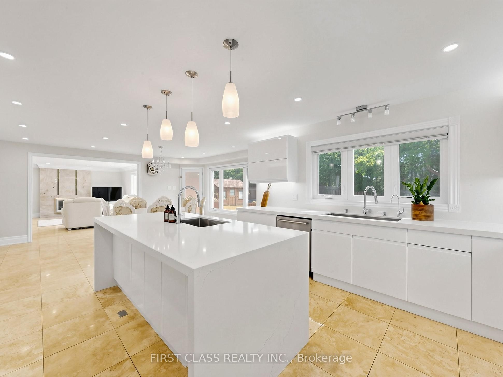 9 Westpoint Court Property Photo 11