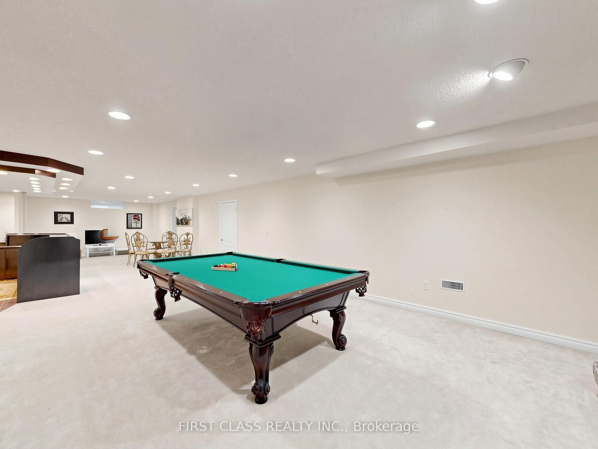 9 Westpoint Court Property Photo 37