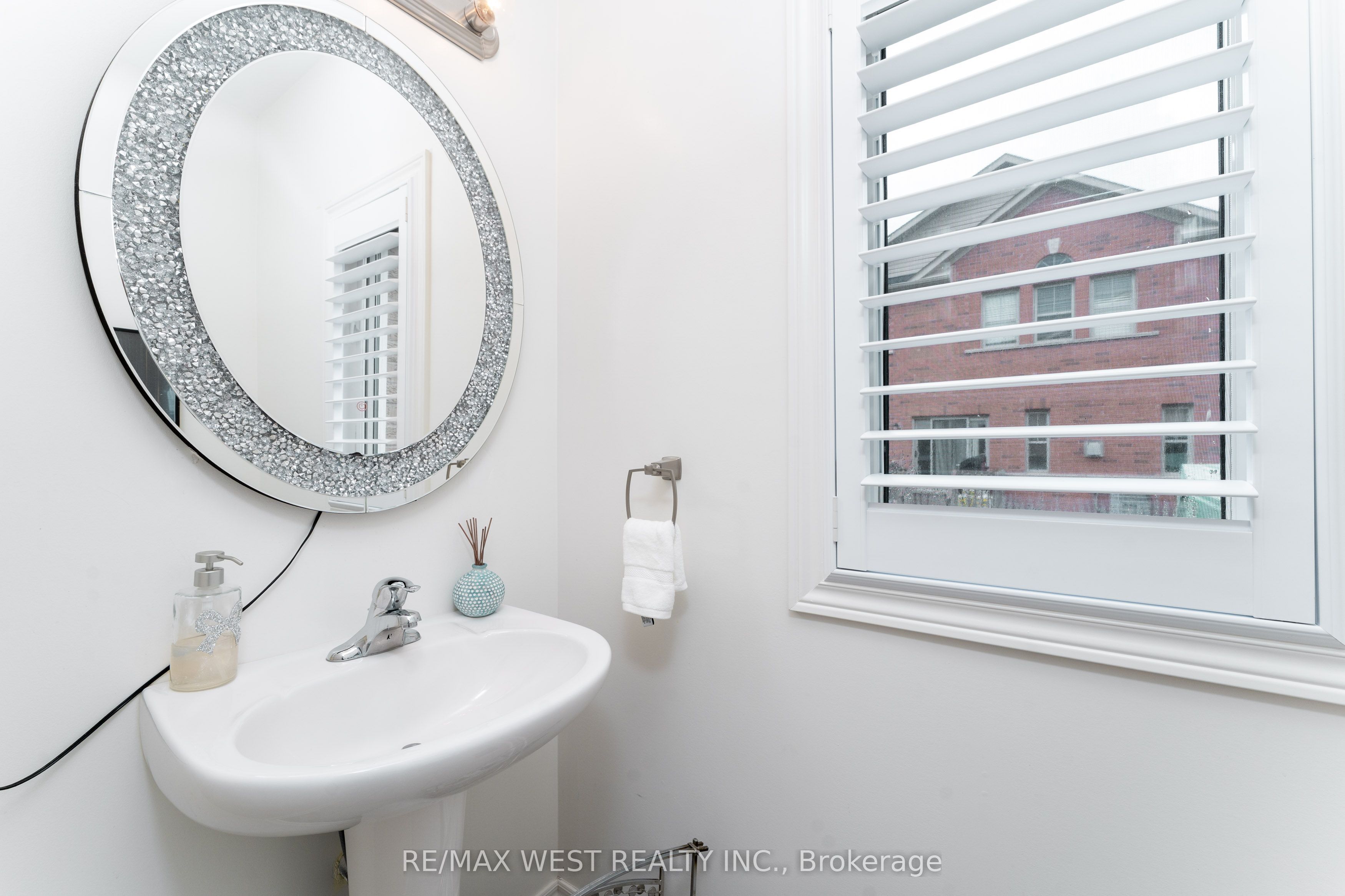 62 Brookview Drive Property Photo 9