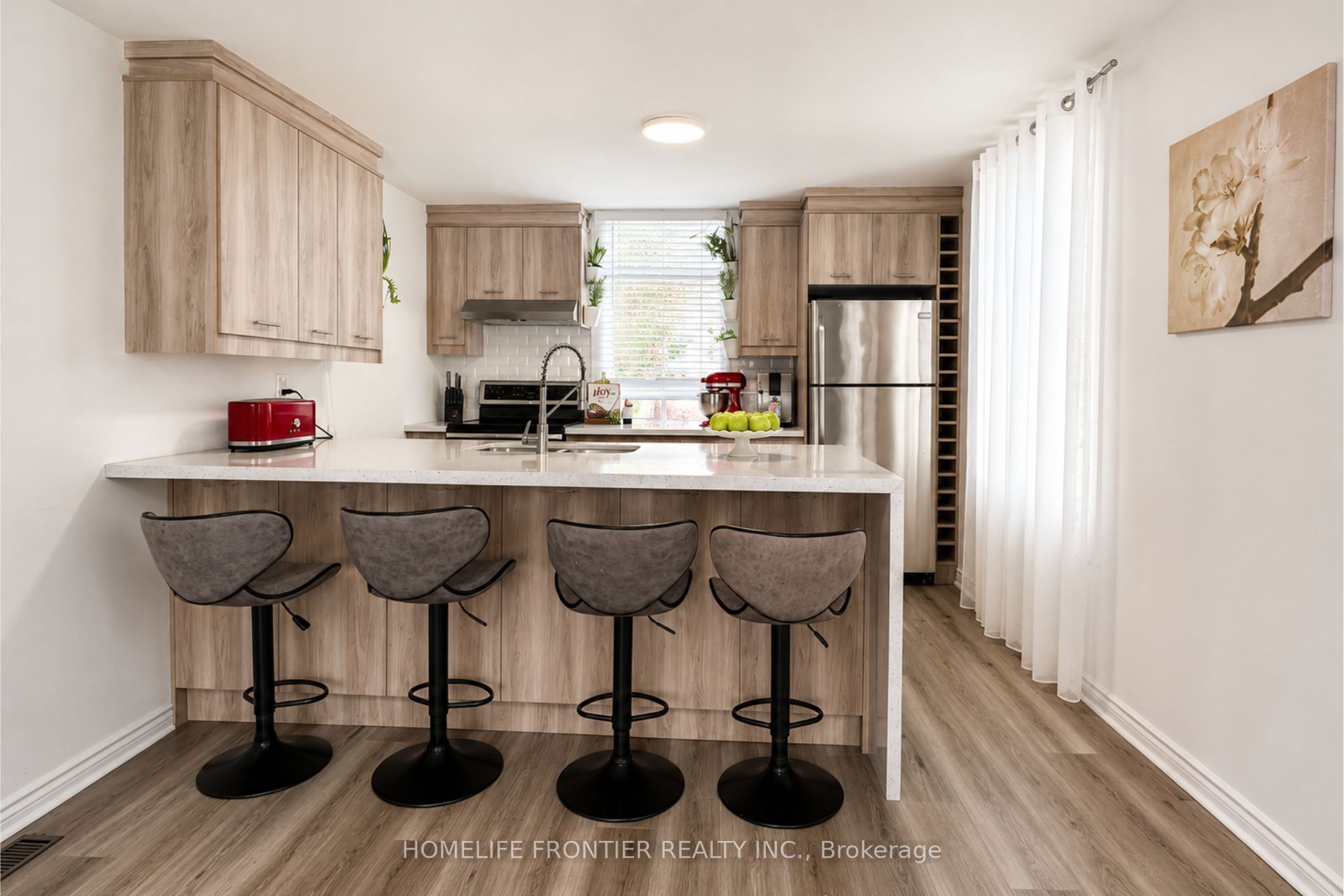 634 Gorham Street Property Photo 4