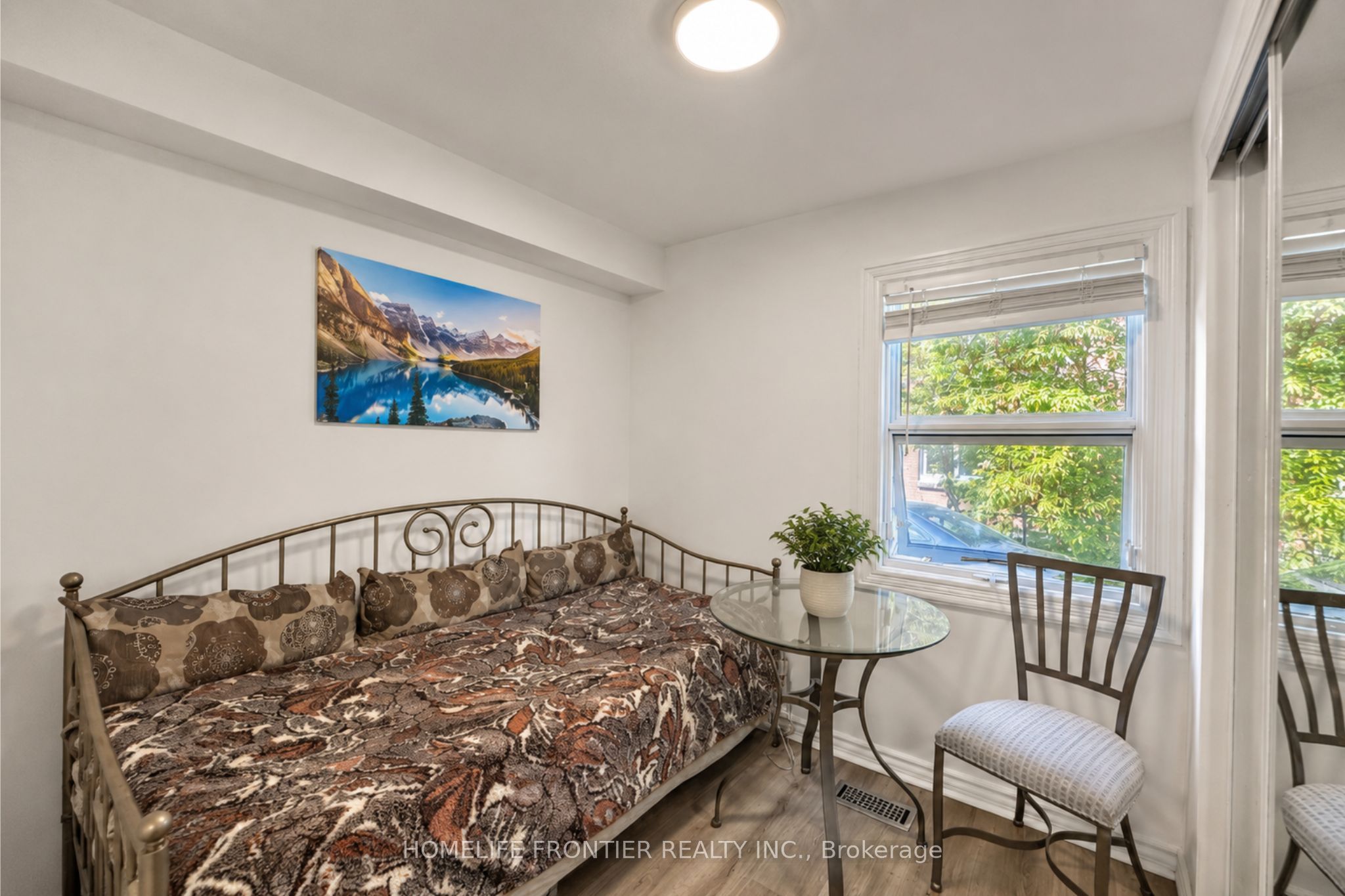 634 Gorham Street Property Photo 7