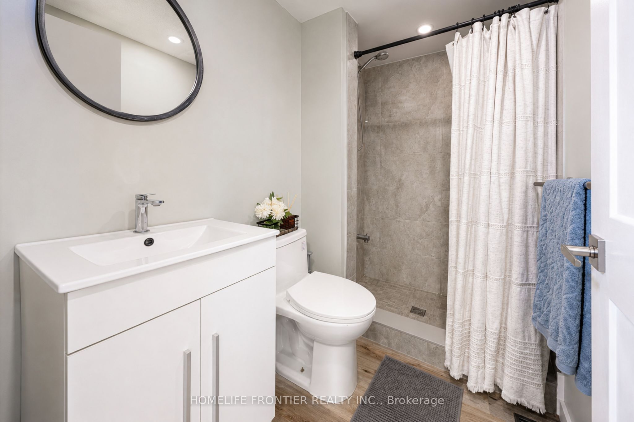634 Gorham Street Property Photo 8