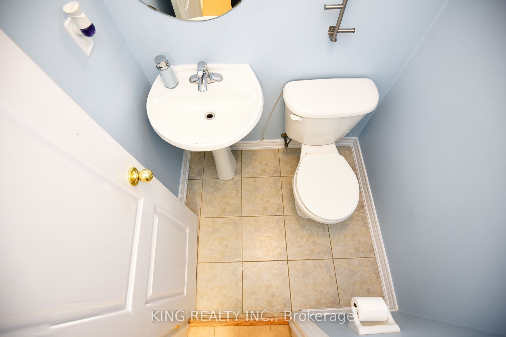 2817 Bur Oak Avenue Property Photo 16