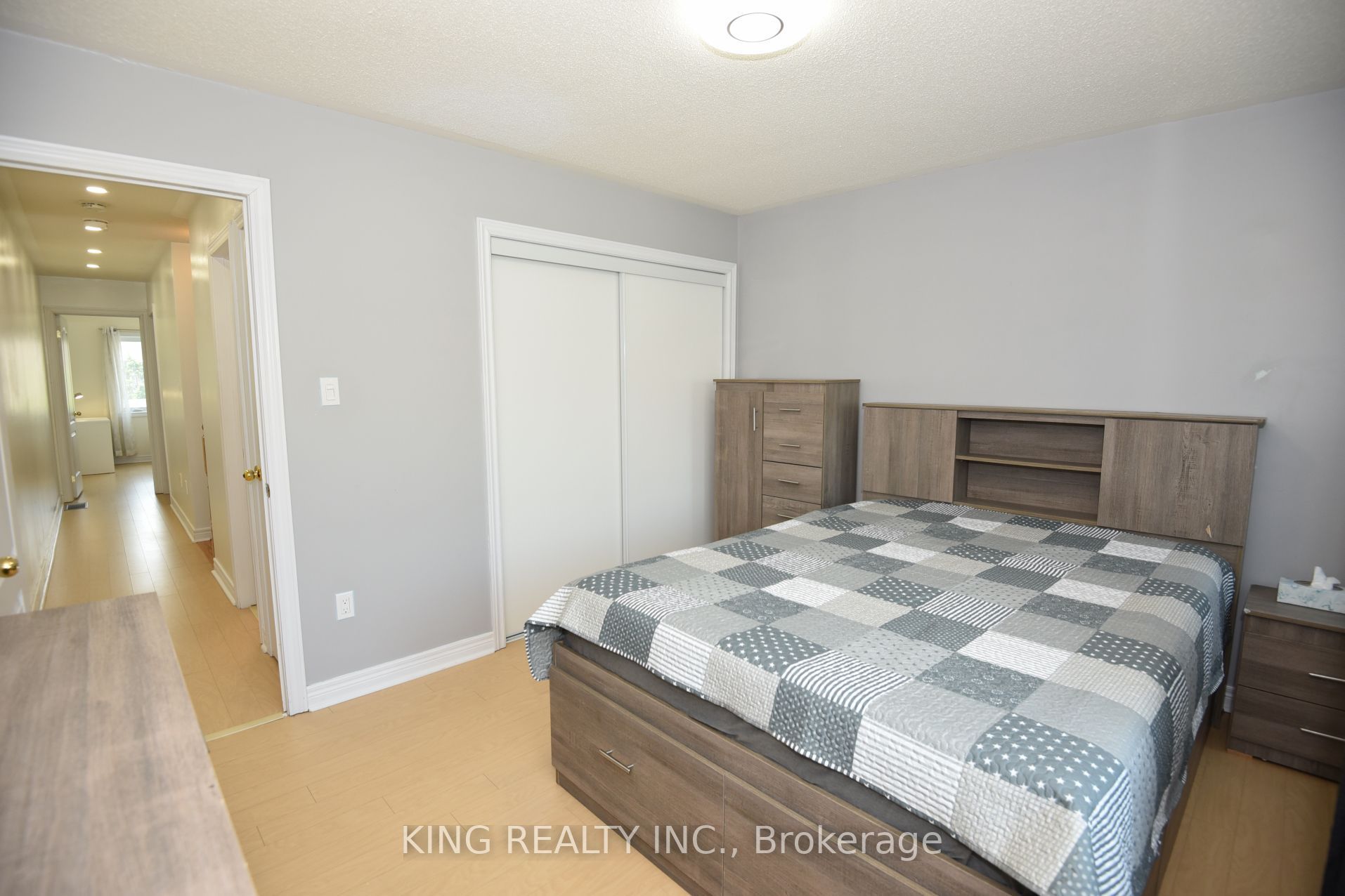 2817 Bur Oak Avenue Property Photo 27