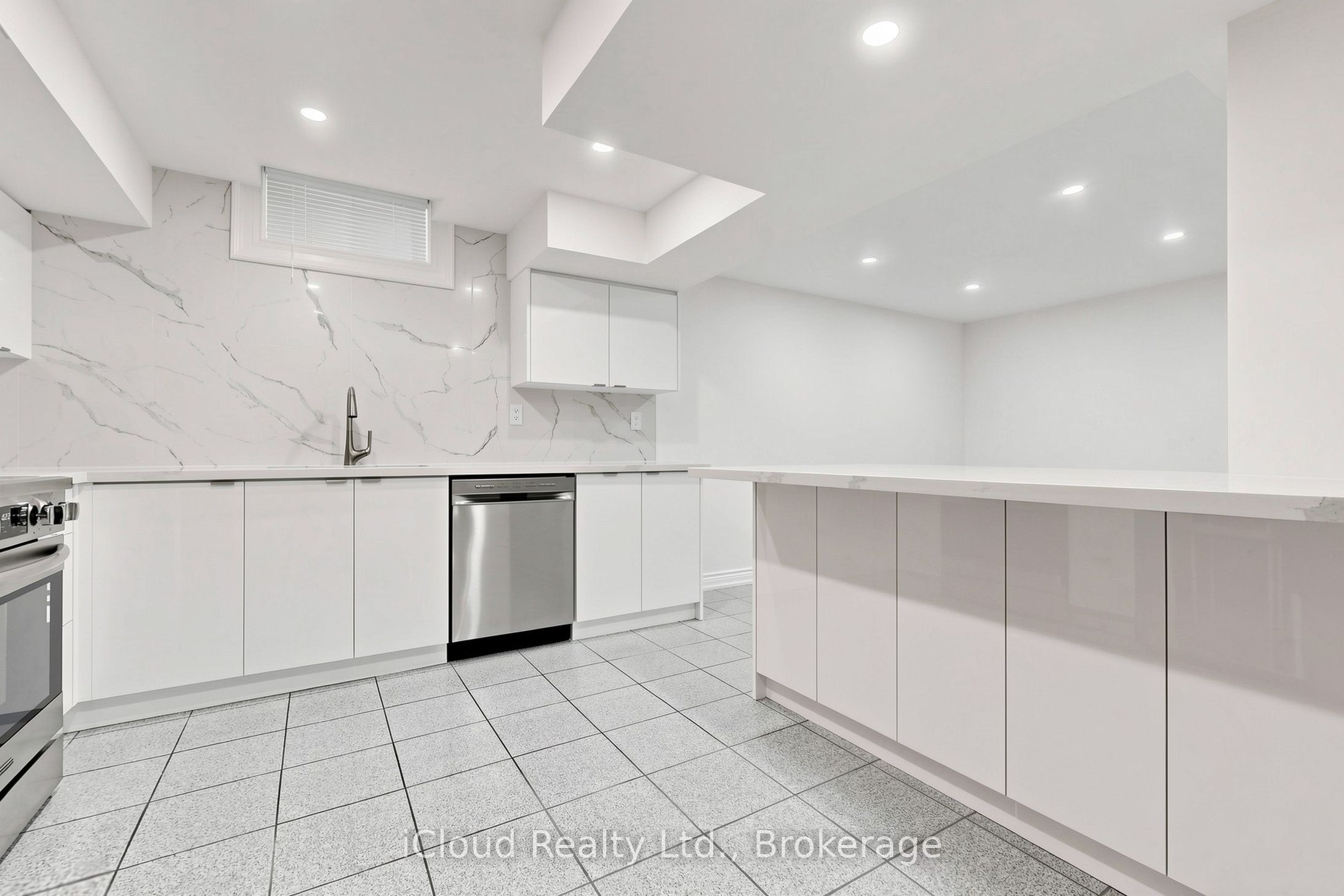 15 San Marko Place Property Photo 34
