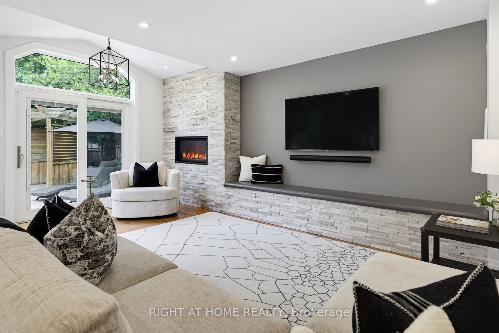 18 Oak Lea Circle Property Photo 16