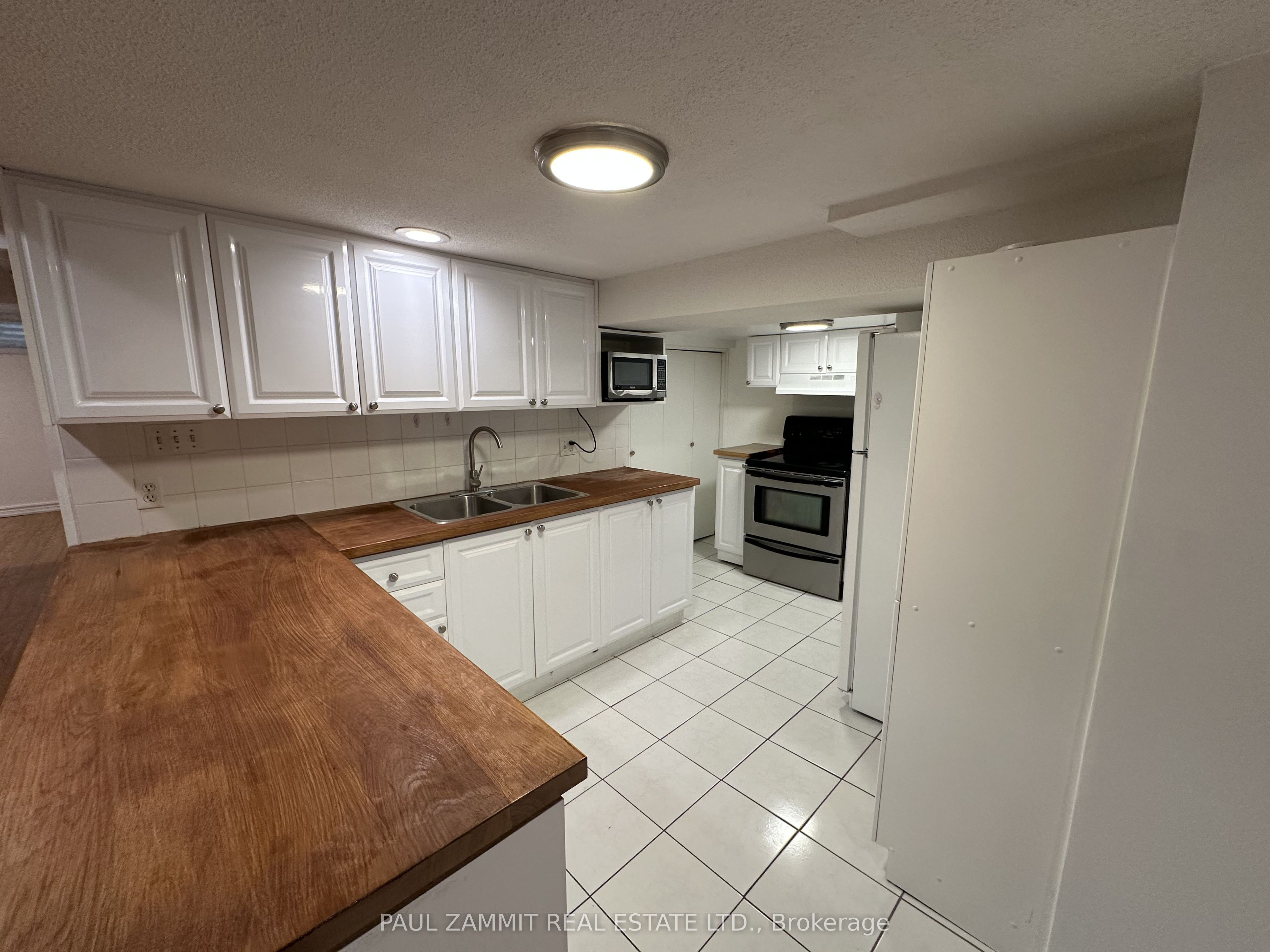 149 Heatherton Way Property Photo 6
