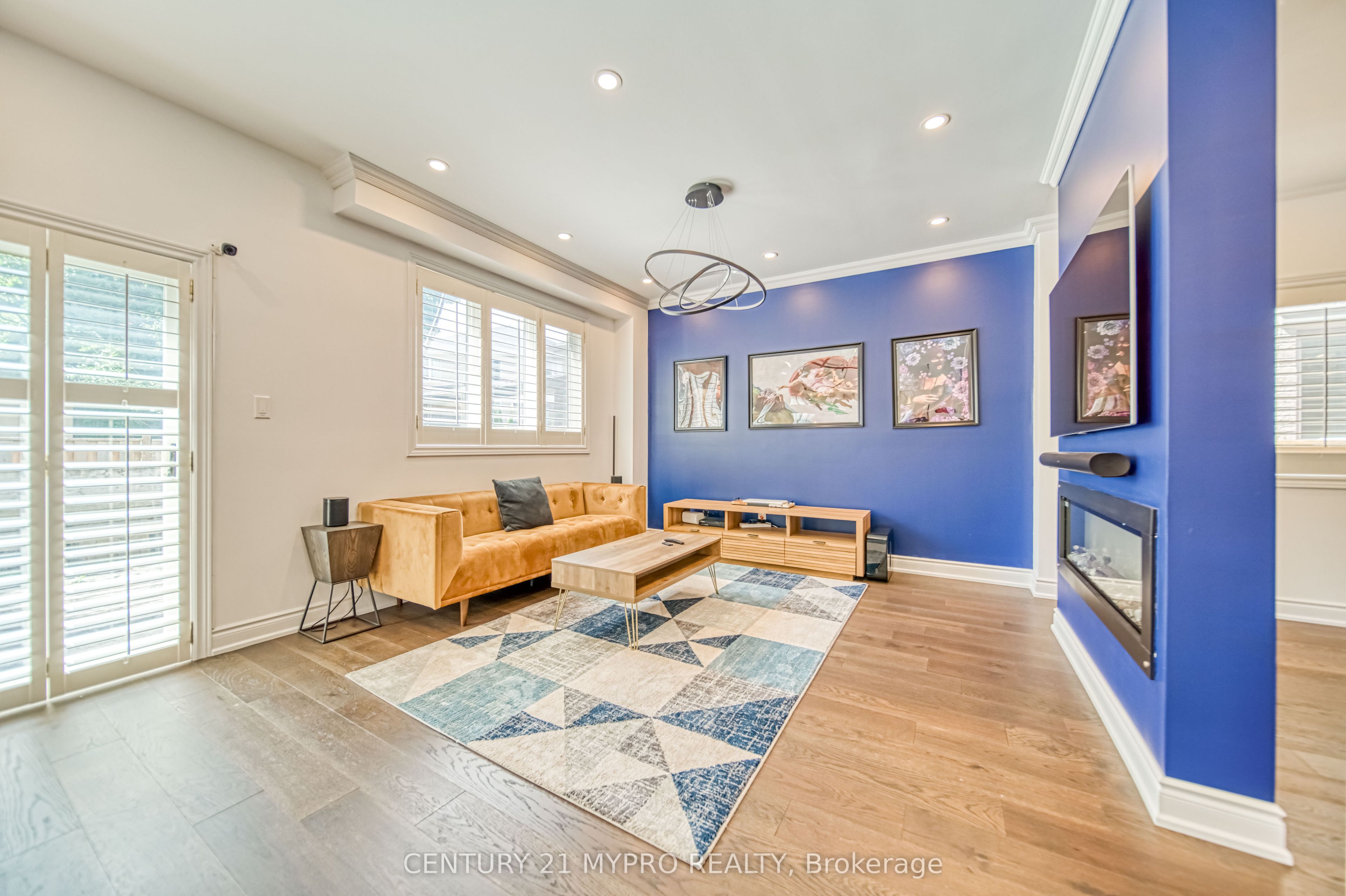 98 Leyburn Avenue Property Photo 9