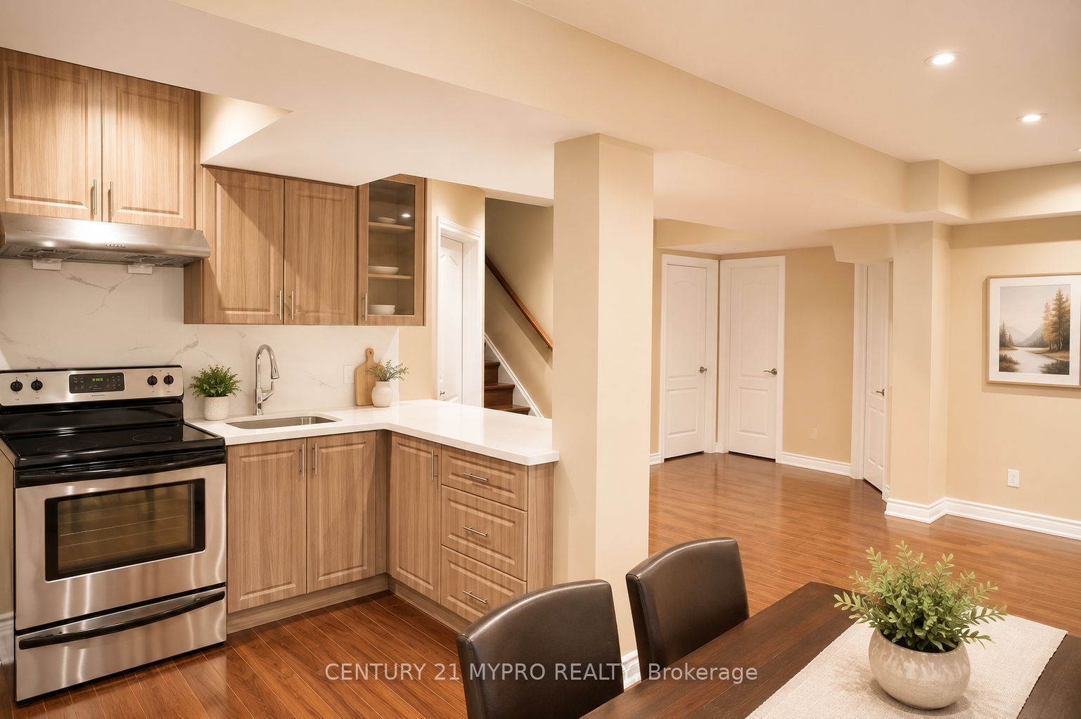 98 Leyburn Avenue Property Photo 36