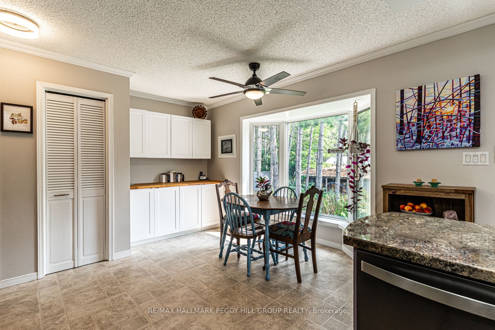 7819 5th Line Property Photo 5