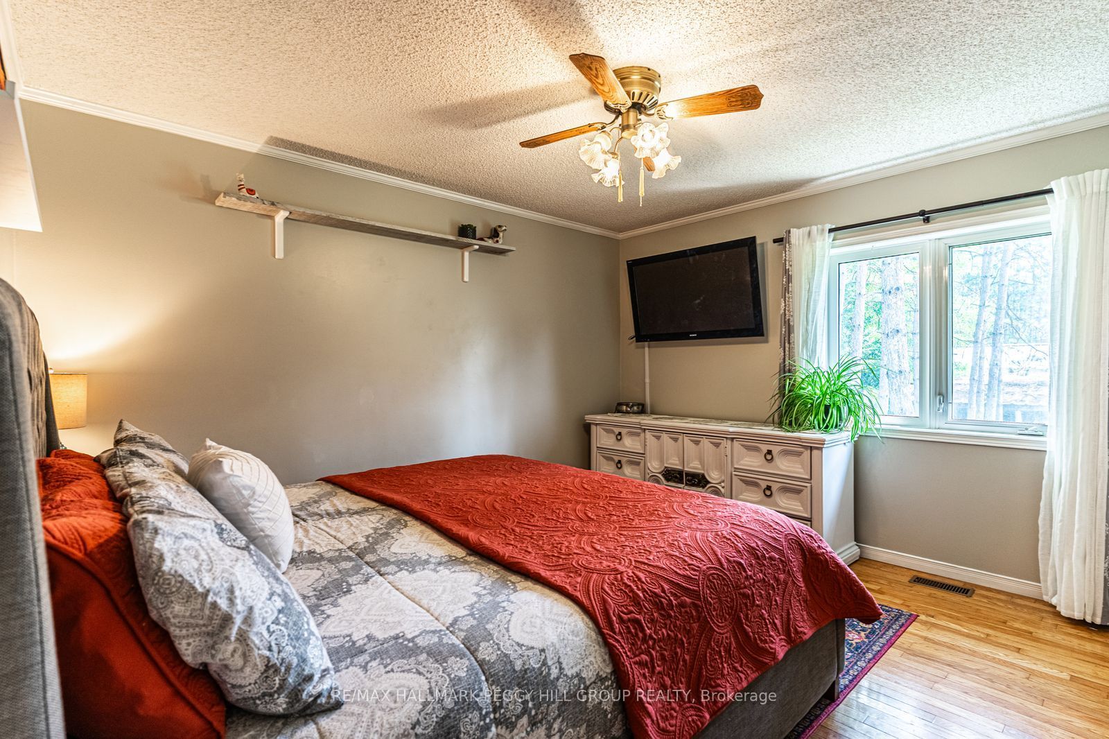 7819 5th Line Property Photo 8
