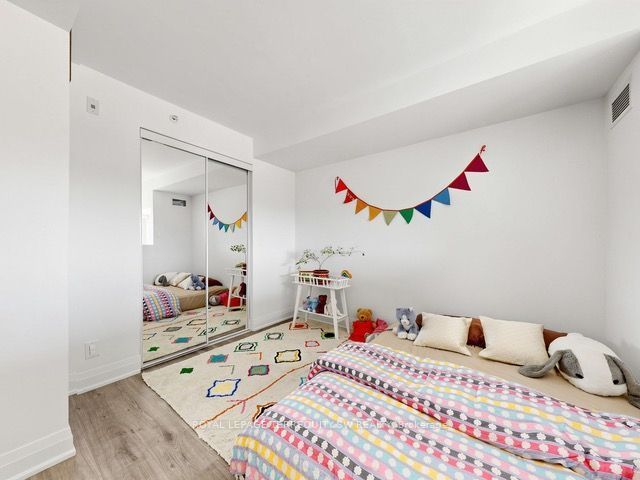 12 Woodstream Boulevard Th114 Property Photo 13