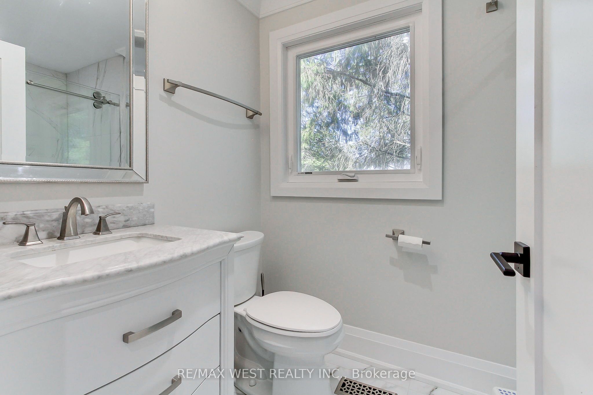 177 Hedge Road Property Photo 18