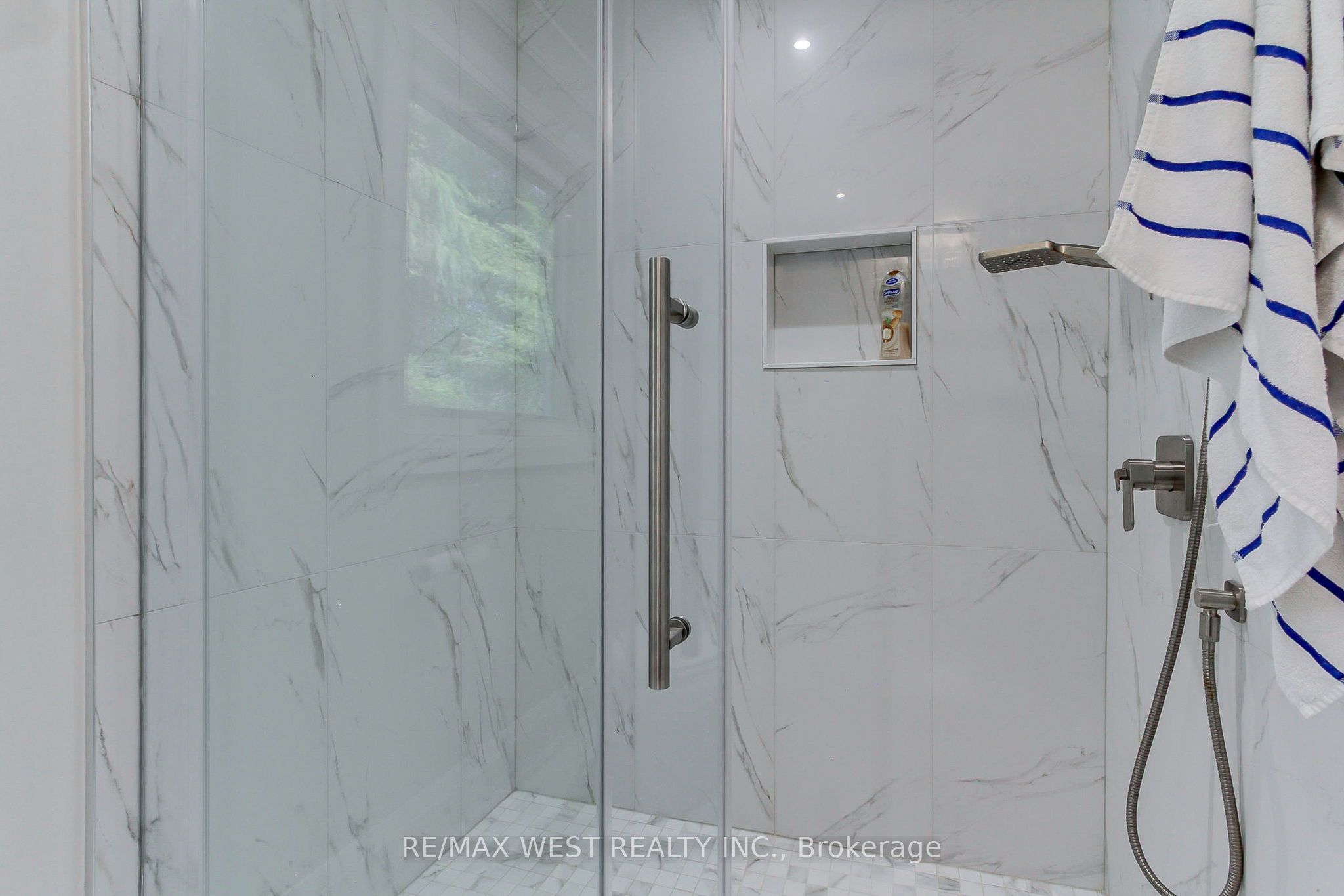 177 Hedge Road Property Photo 19