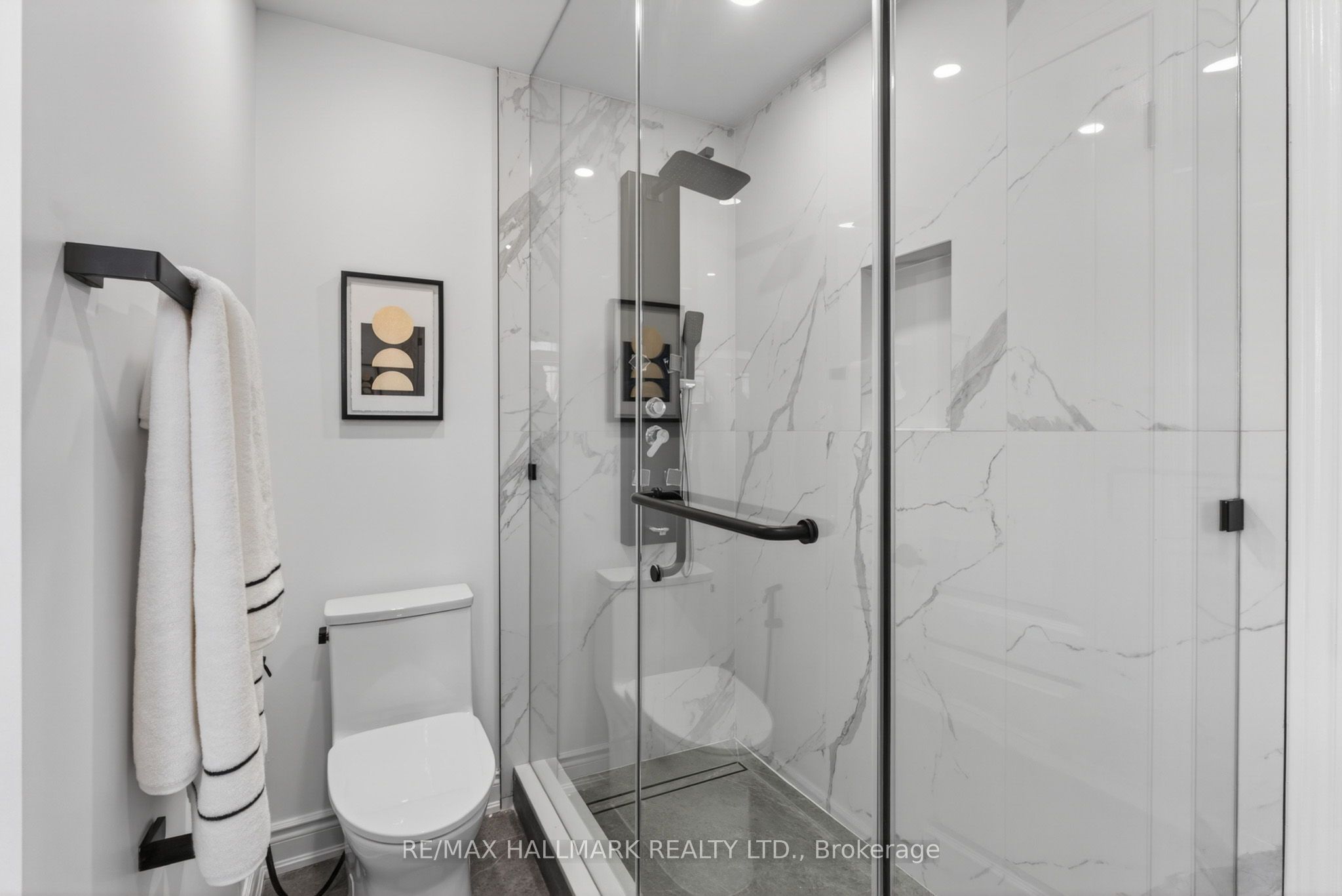 57 Saint Nicholas Crescent Property Photo 40