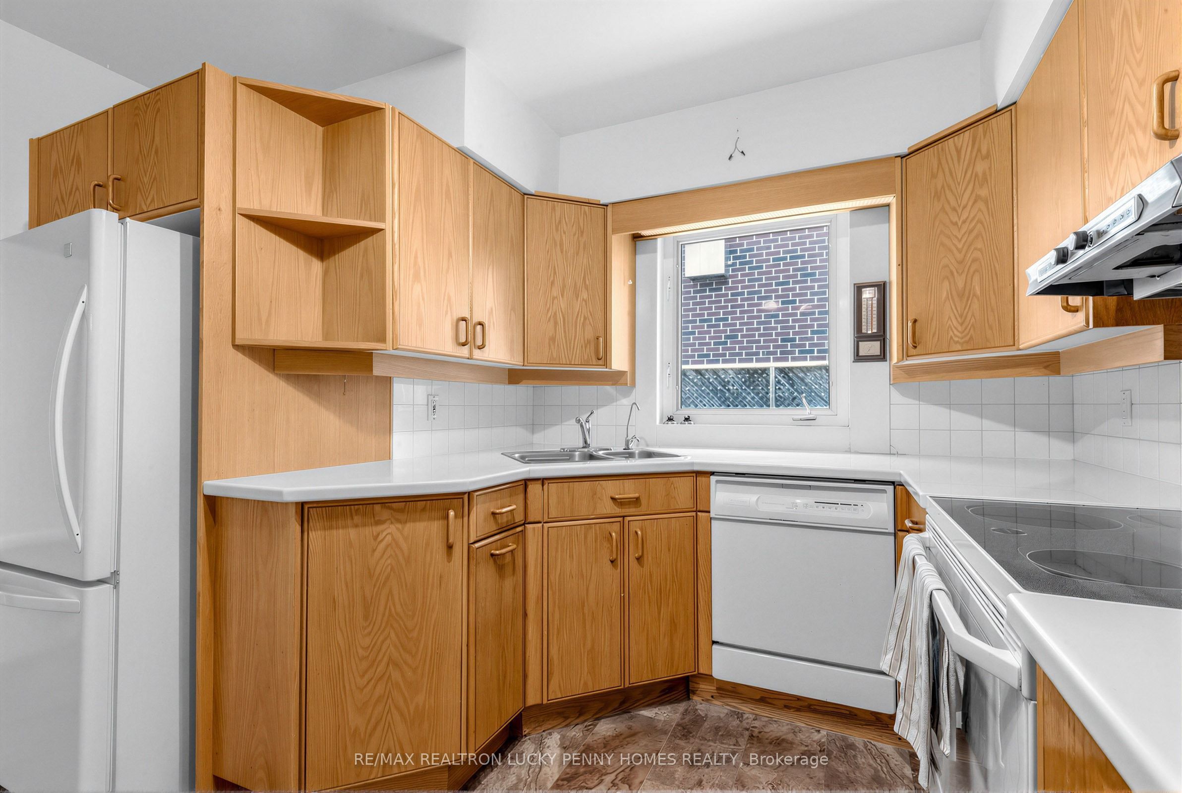 19 Abercorn Road Property Photo 11