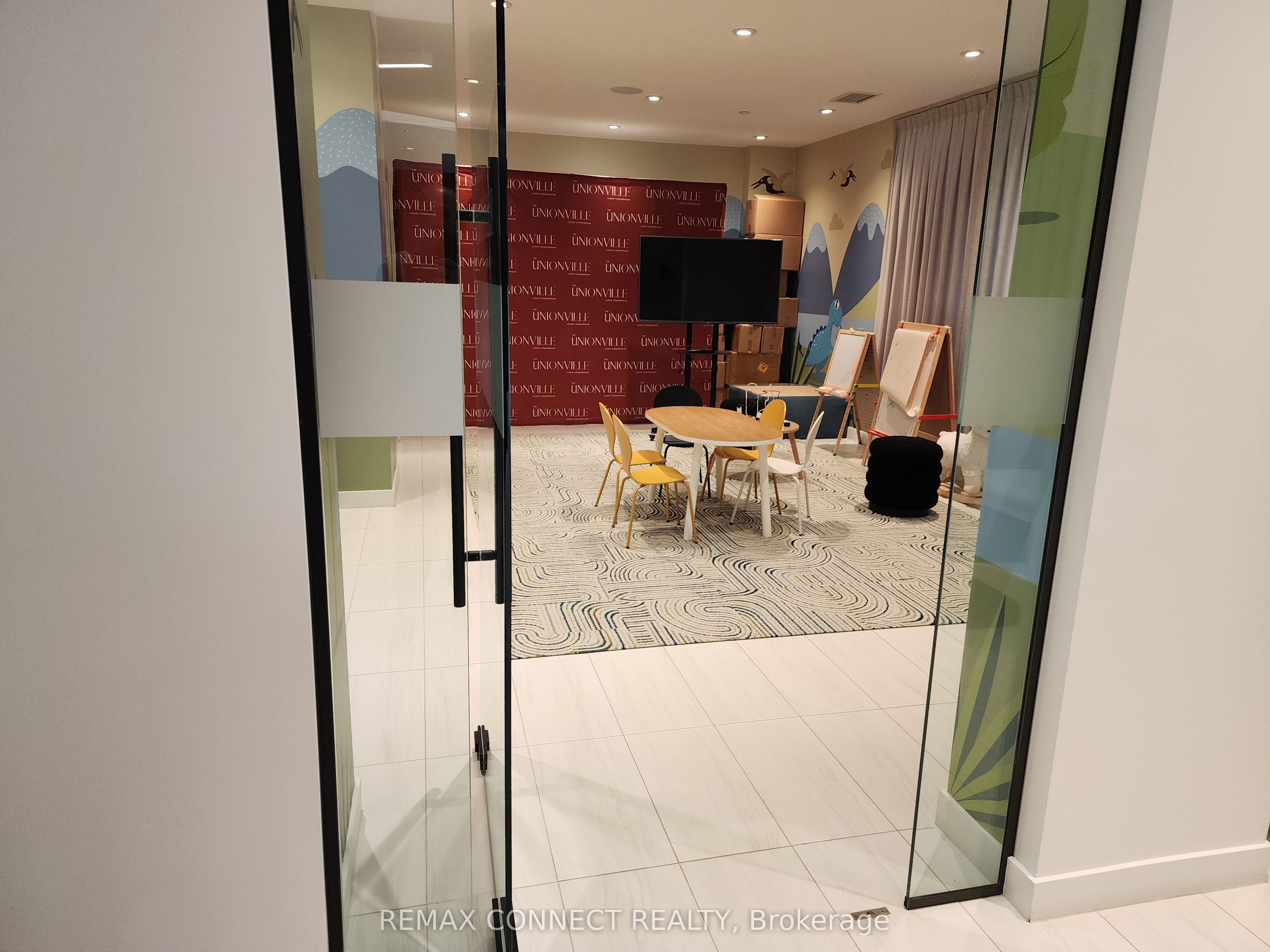 60 South Town Centre Boulevard A Property Photo 8